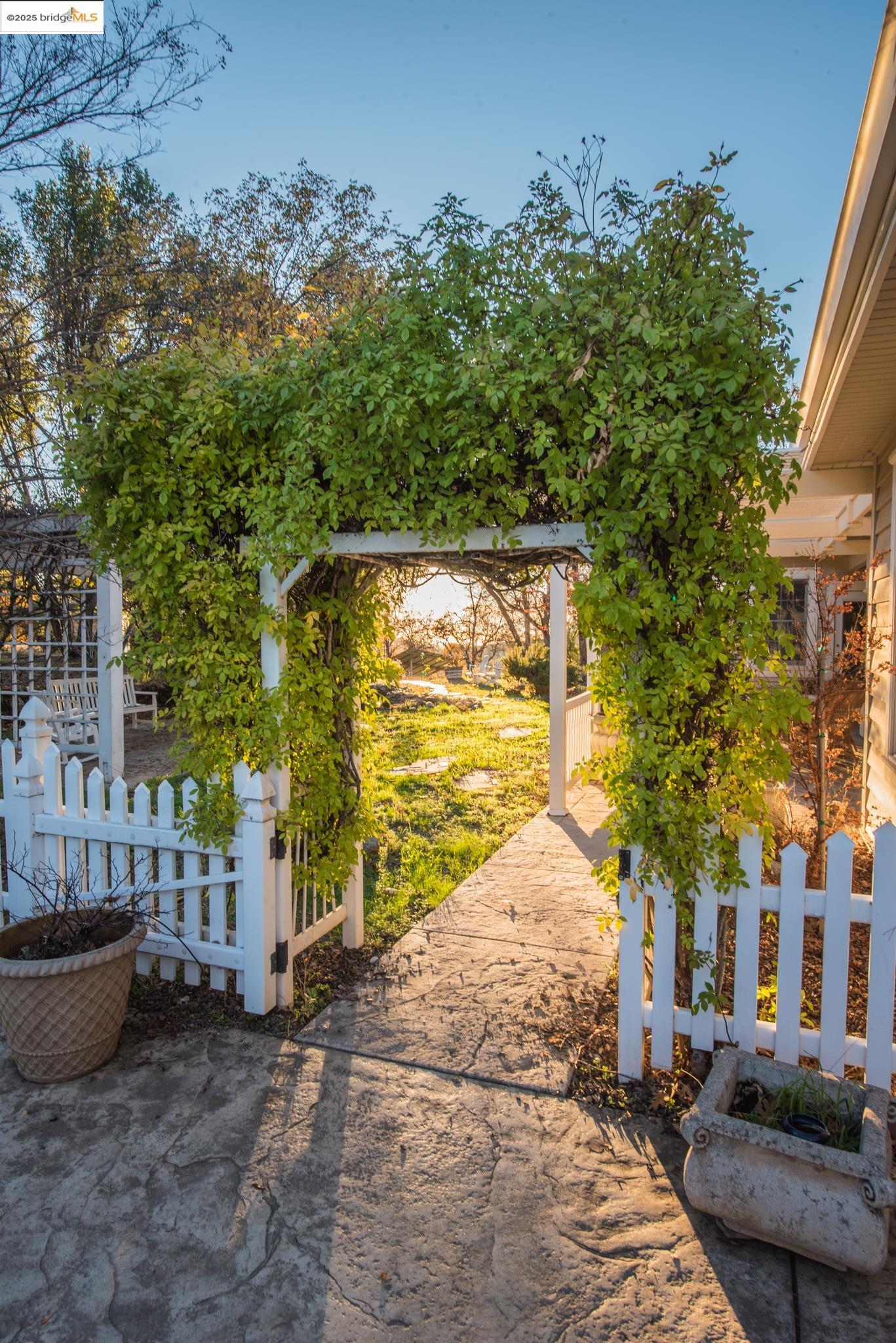 Detail Gallery Image 35 of 50 For 16161 Parkridge Ave, Sonora,  CA 95370 - 3 Beds | 2/1 Baths