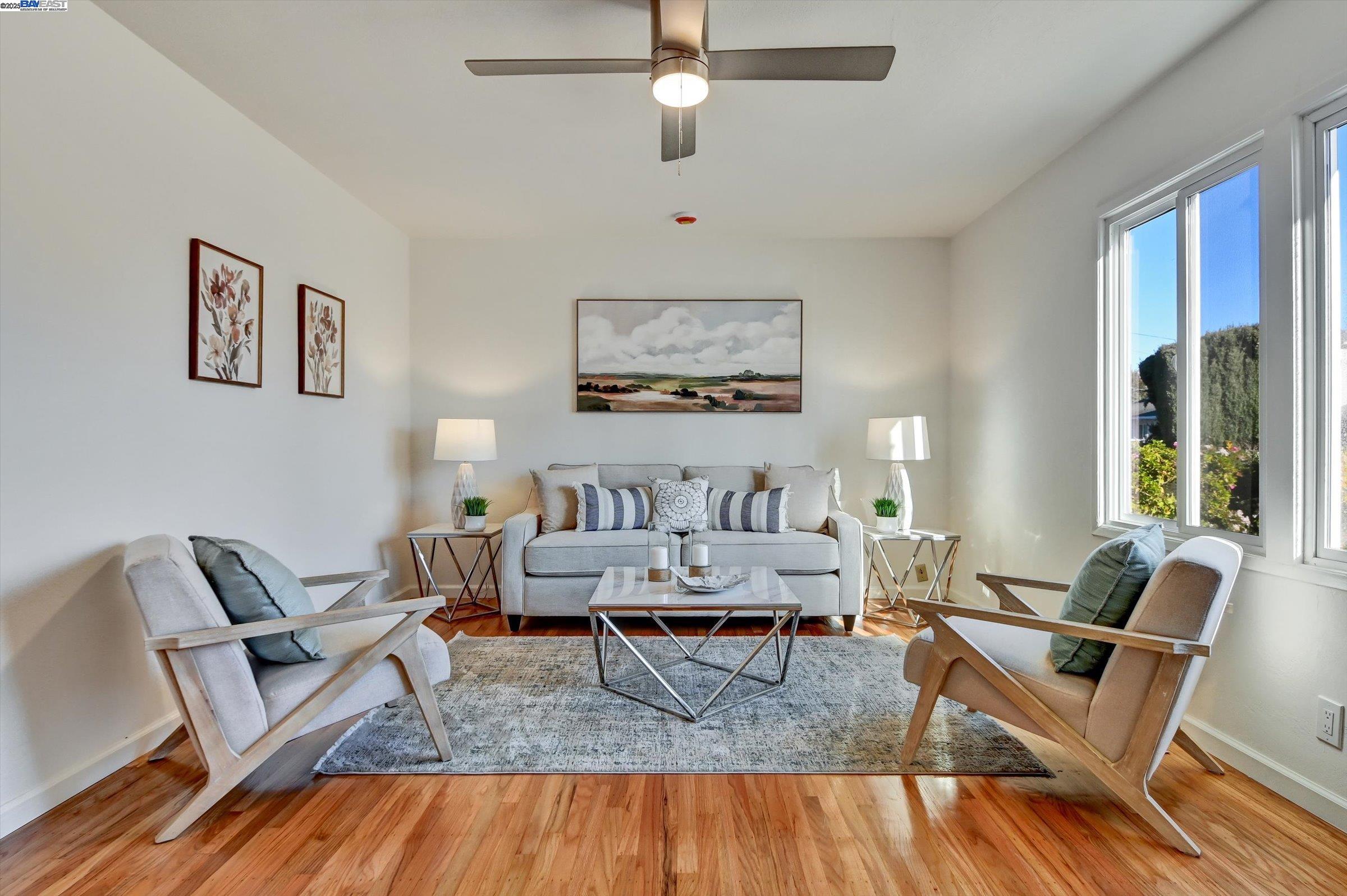 Detail Gallery Image 6 of 17 For 15377 Churchill St, San Leandro,  CA 94579 - 2 Beds | 1 Baths