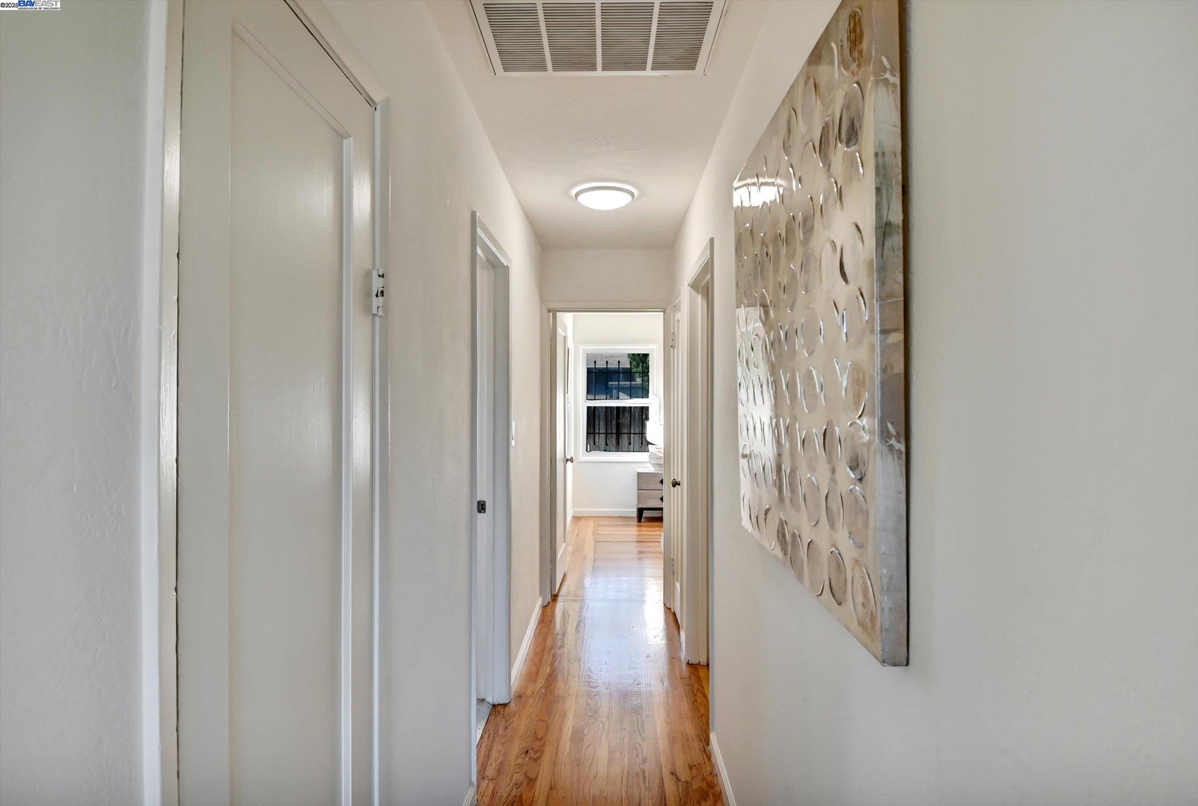 Detail Gallery Image 12 of 17 For 15377 Churchill St, San Leandro,  CA 94579 - 2 Beds | 1 Baths