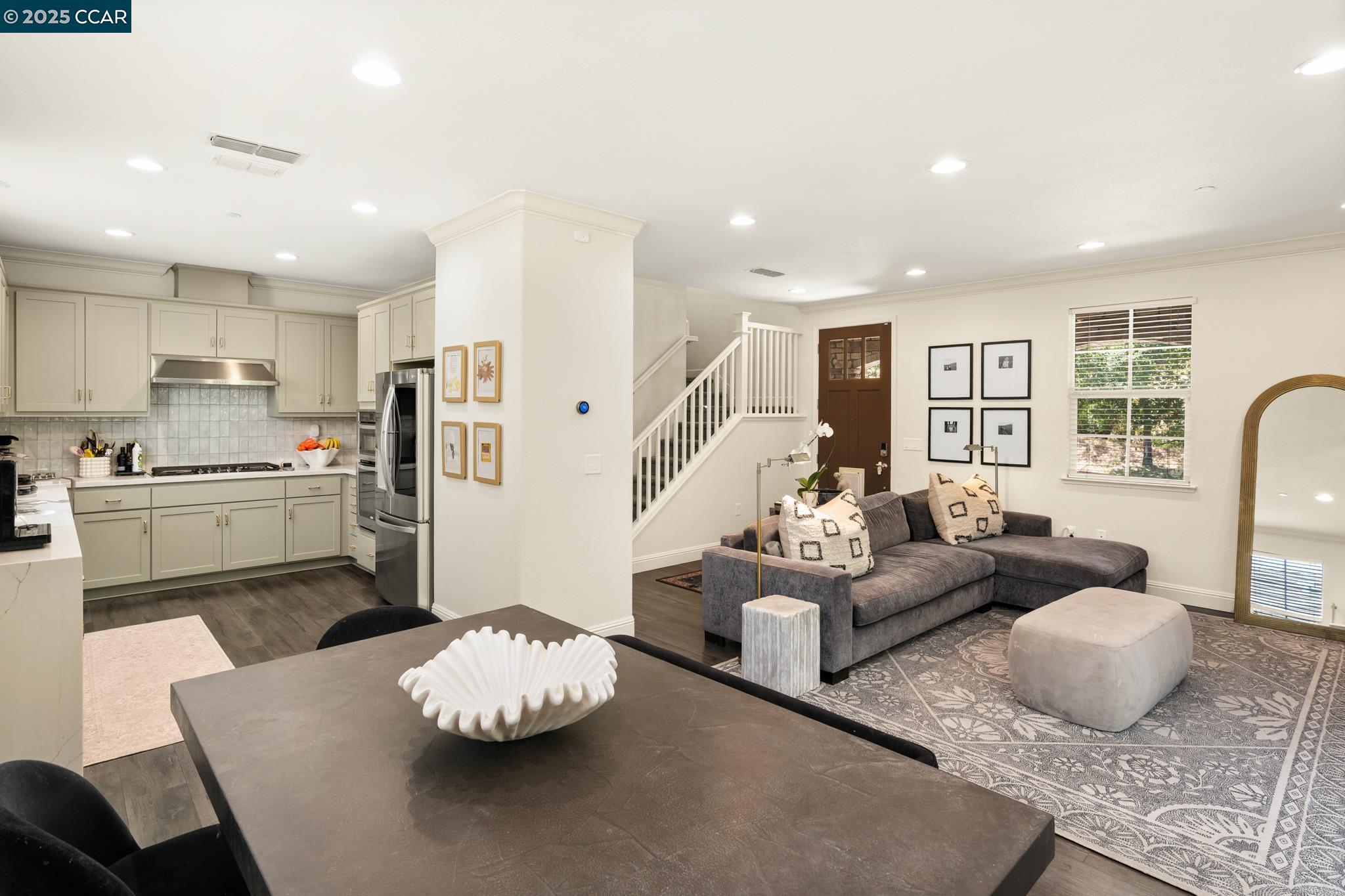 Detail Gallery Image 5 of 25 For 310 Elworthy Ranch Circle, Danville,  CA 94526 - 3 Beds | 2/1 Baths