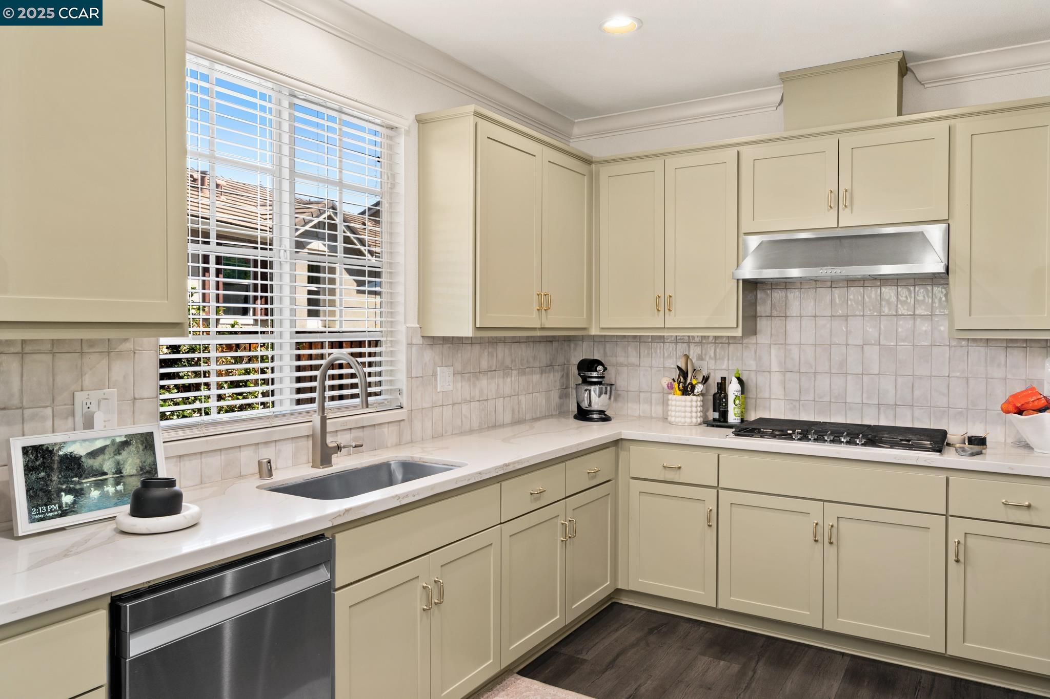 Detail Gallery Image 9 of 25 For 310 Elworthy Ranch Circle, Danville,  CA 94526 - 3 Beds | 2/1 Baths