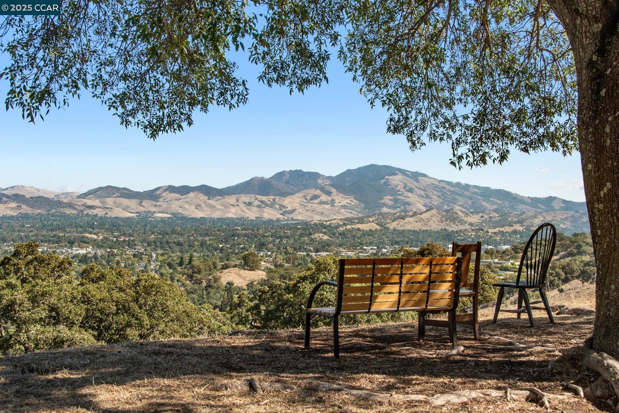 Photo #4: 41119248 Listing: Photo #4