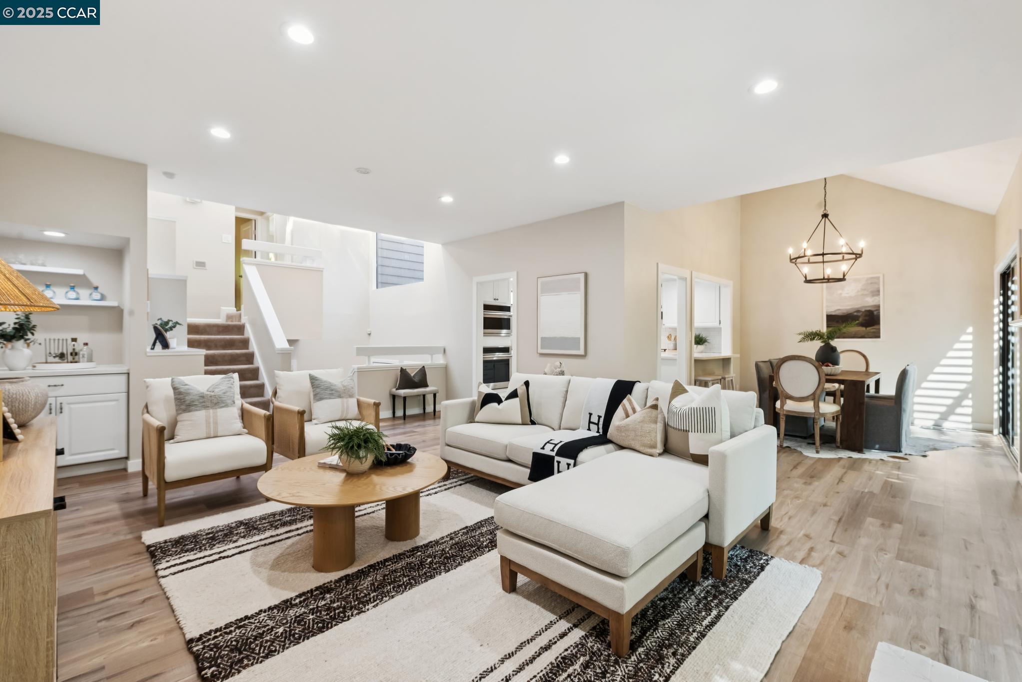 Photo #8: 41119248 Listing: Photo #8