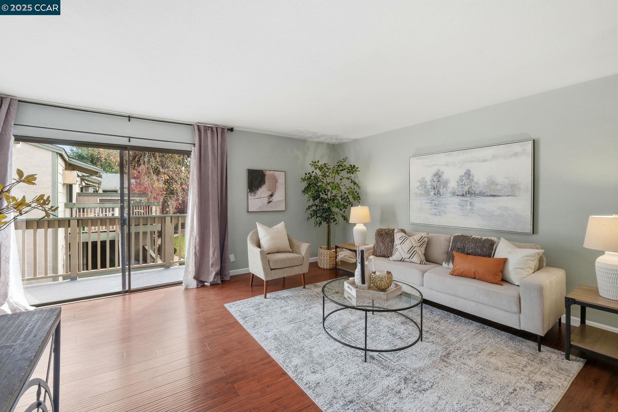 Detail Gallery Image 3 of 25 For 2890 Treat Blvd #5,  Concord,  CA 94518 - 2 Beds | 1 Baths