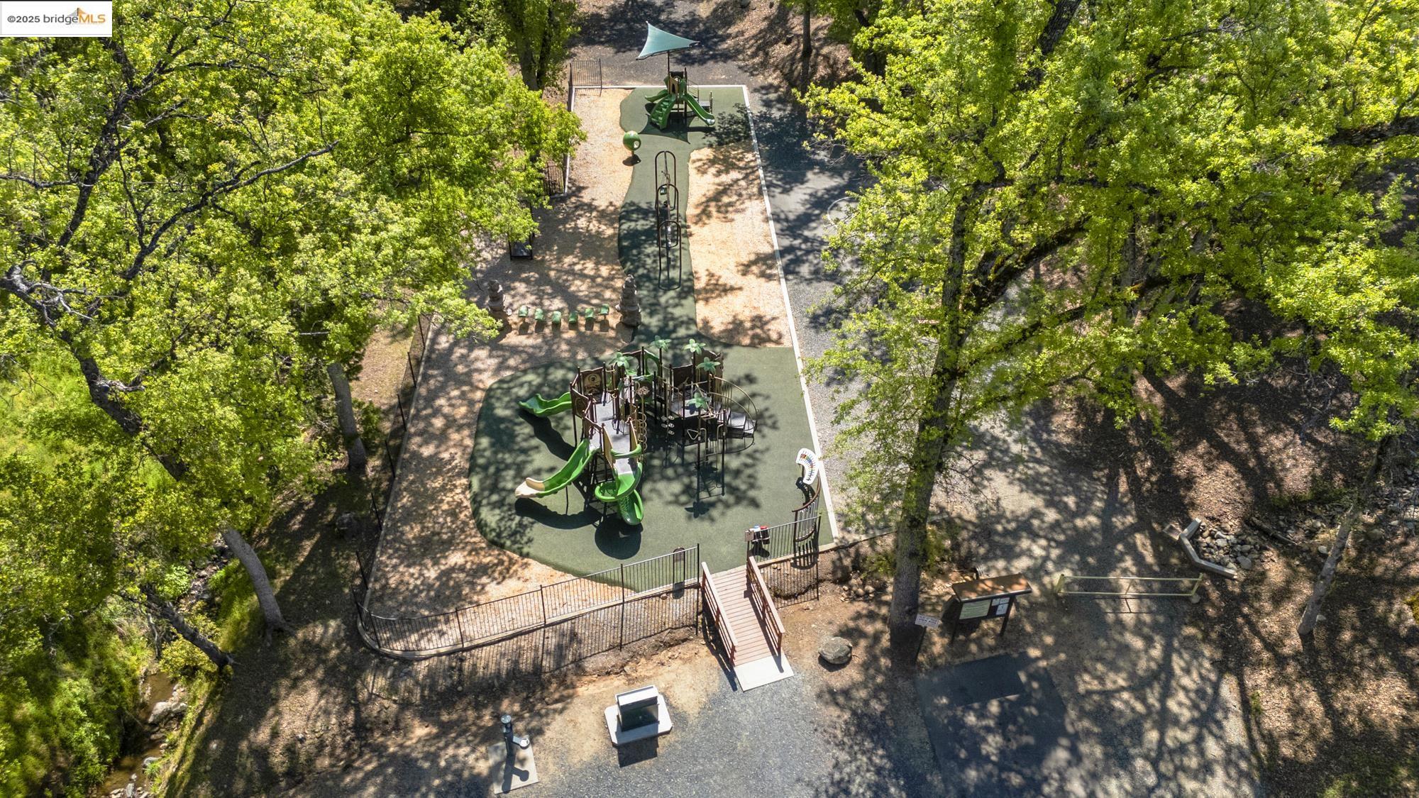 Detail Gallery Image 26 of 26 For 19795 Ferretti Rd, Groveland,  CA 95321 - – Beds | – Baths