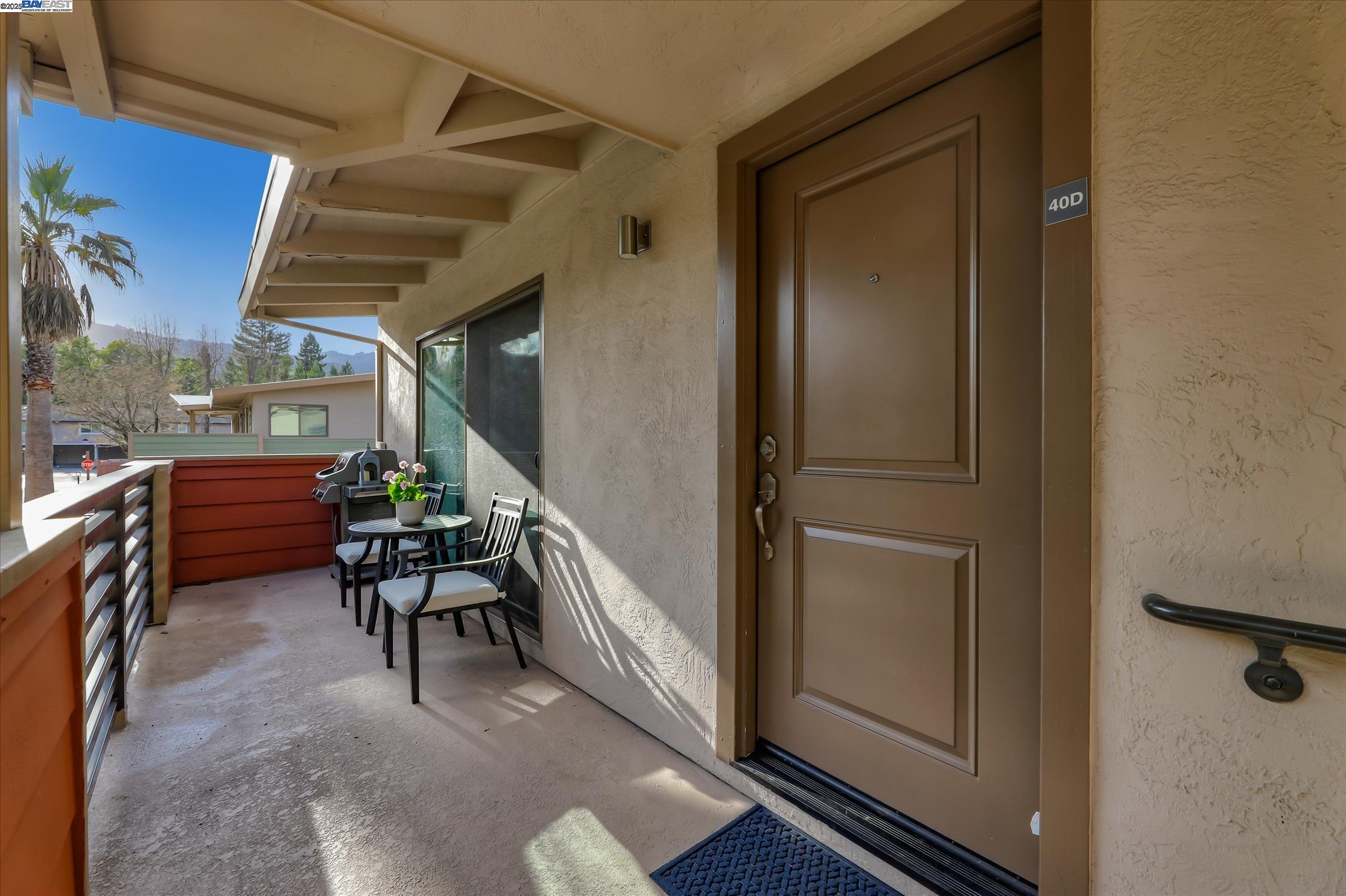 Detail Gallery Image 3 of 14 For 40 Casa Maria Ct, Alamo,  CA 94507 - 2 Beds | 1 Baths