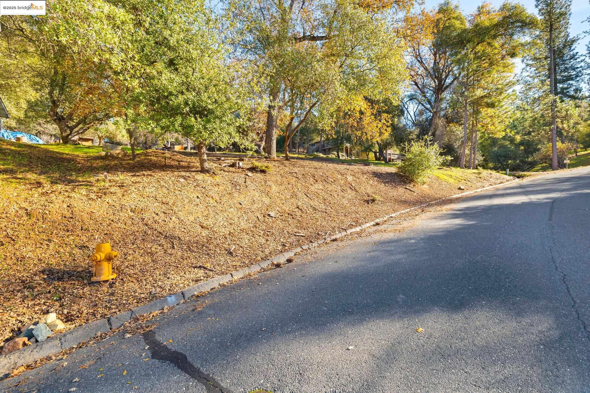 Detail Gallery Image 2 of 26 For 8/143 Hillhurst Cr, Groveland,  CA 95321 - – Beds | – Baths