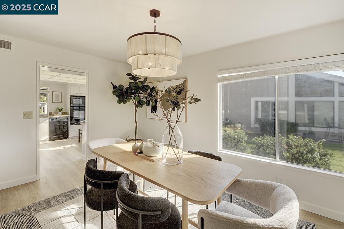 Detail Gallery Image 14 of 58 For 975 Terra California Dr #1,  Walnut Creek,  CA 94595 - 2 Beds | 2 Baths