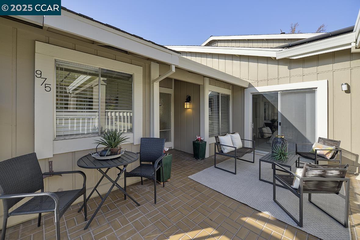 Detail Gallery Image 3 of 58 For 975 Terra California Dr #1,  Walnut Creek,  CA 94595 - 2 Beds | 2 Baths