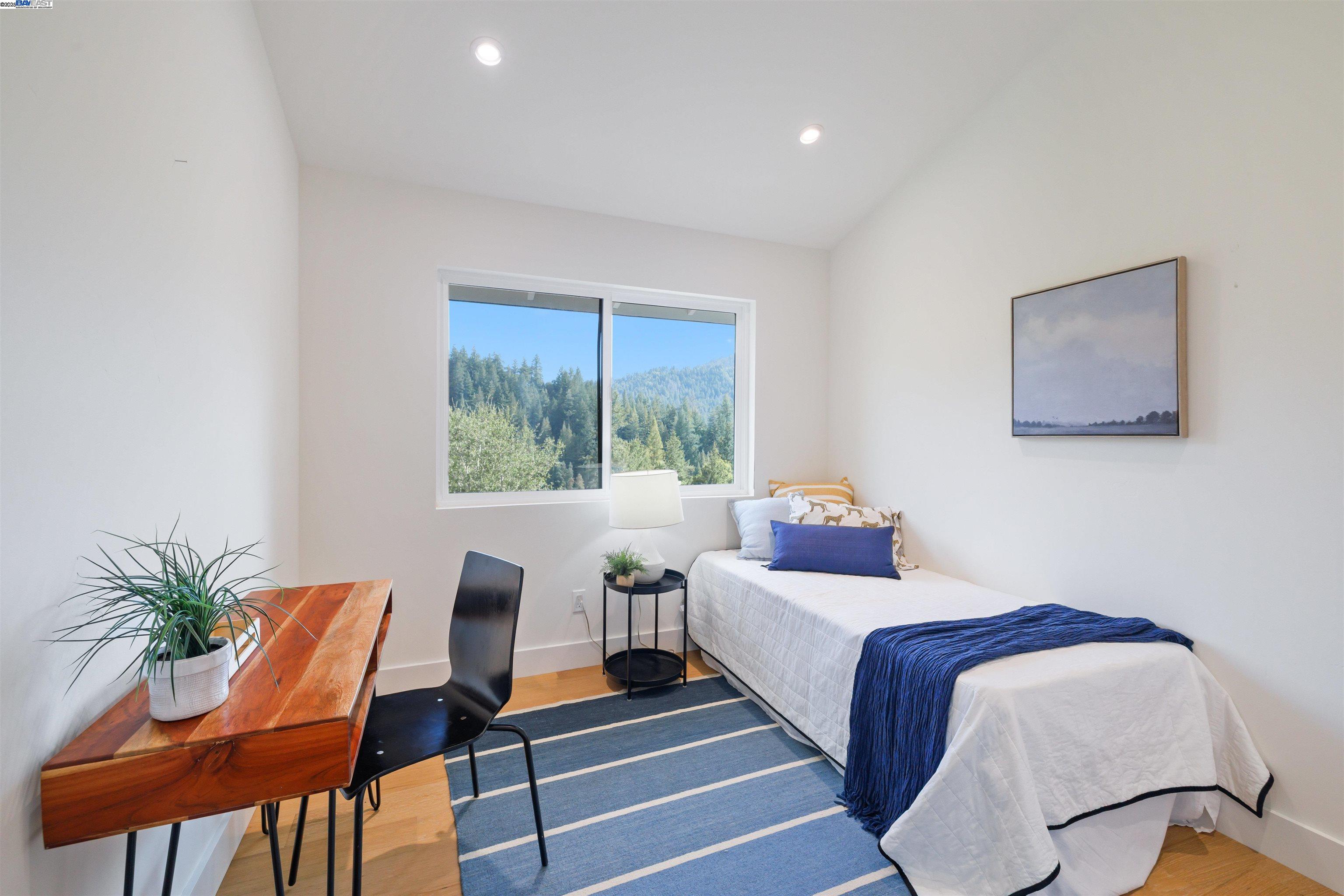 Detail Gallery Image 22 of 59 For 620 Manzanita Ave, Boulder Creek,  CA 95006 - 4 Beds | 3/1 Baths