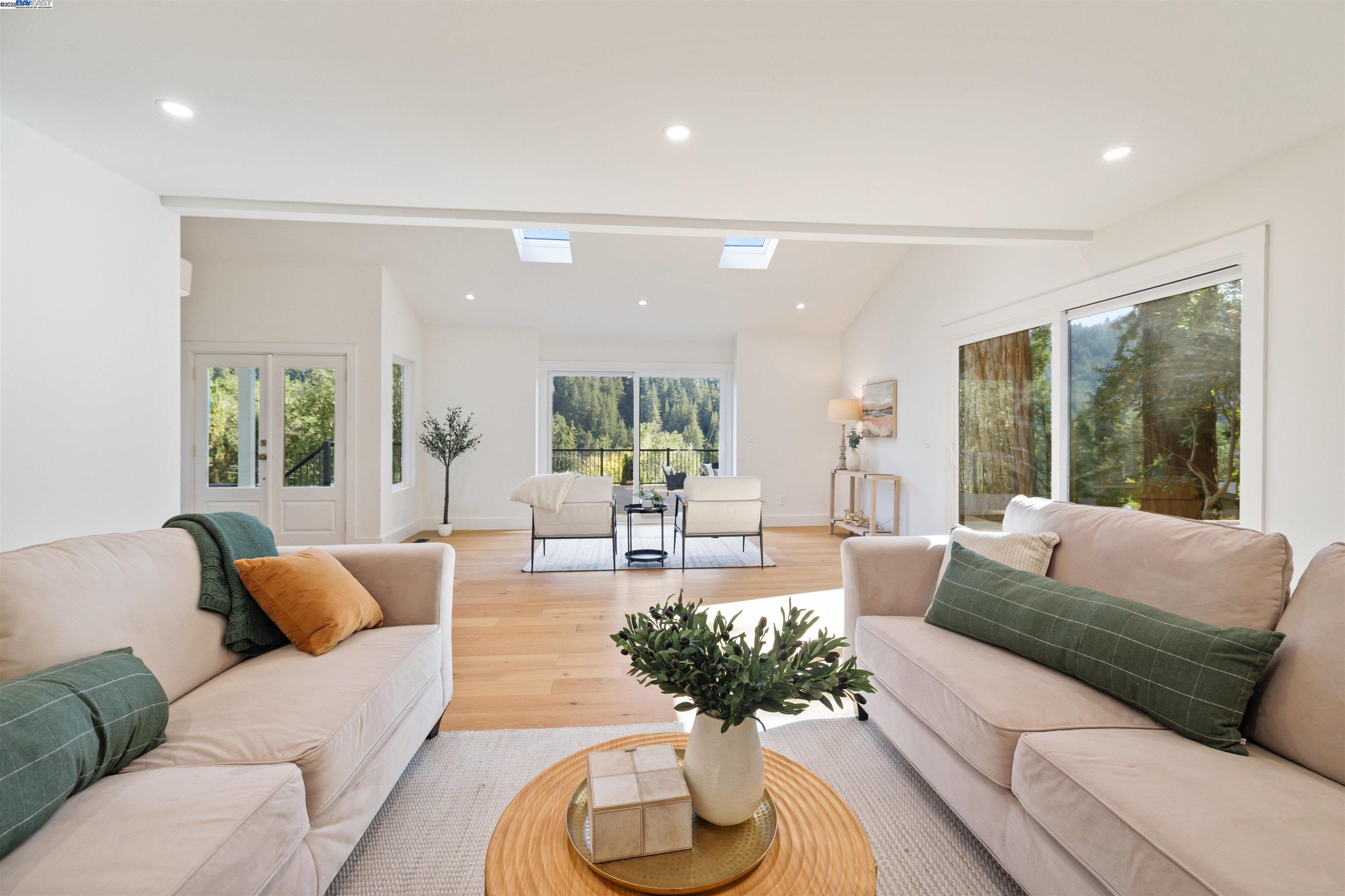 Detail Gallery Image 5 of 59 For 620 Manzanita Ave, Boulder Creek,  CA 95006 - 4 Beds | 3/1 Baths