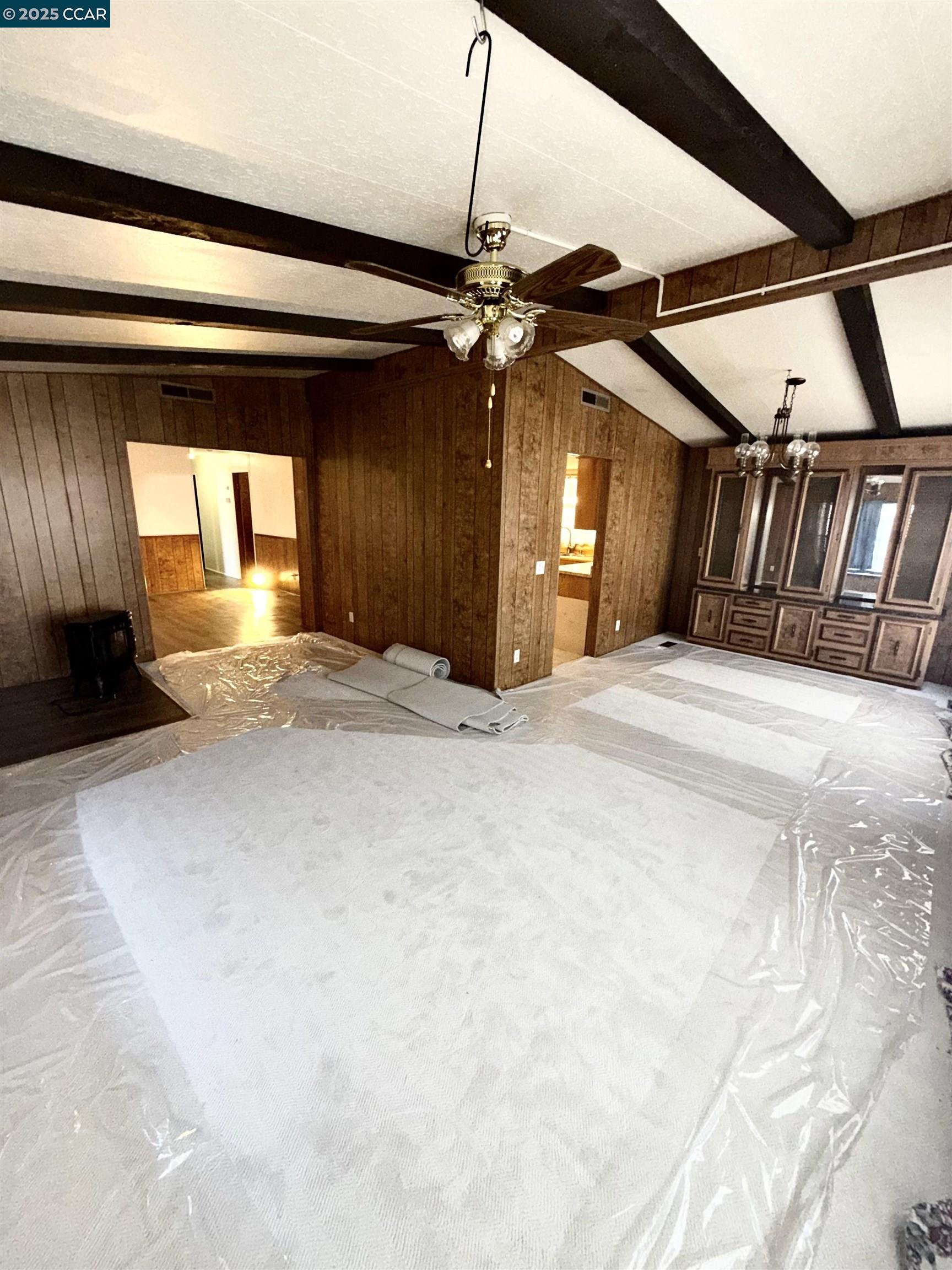 Detail Gallery Image 4 of 10 For 9 9 Palm Drive, Pittsburg,  CA 94565 - 2 Beds | 2 Baths