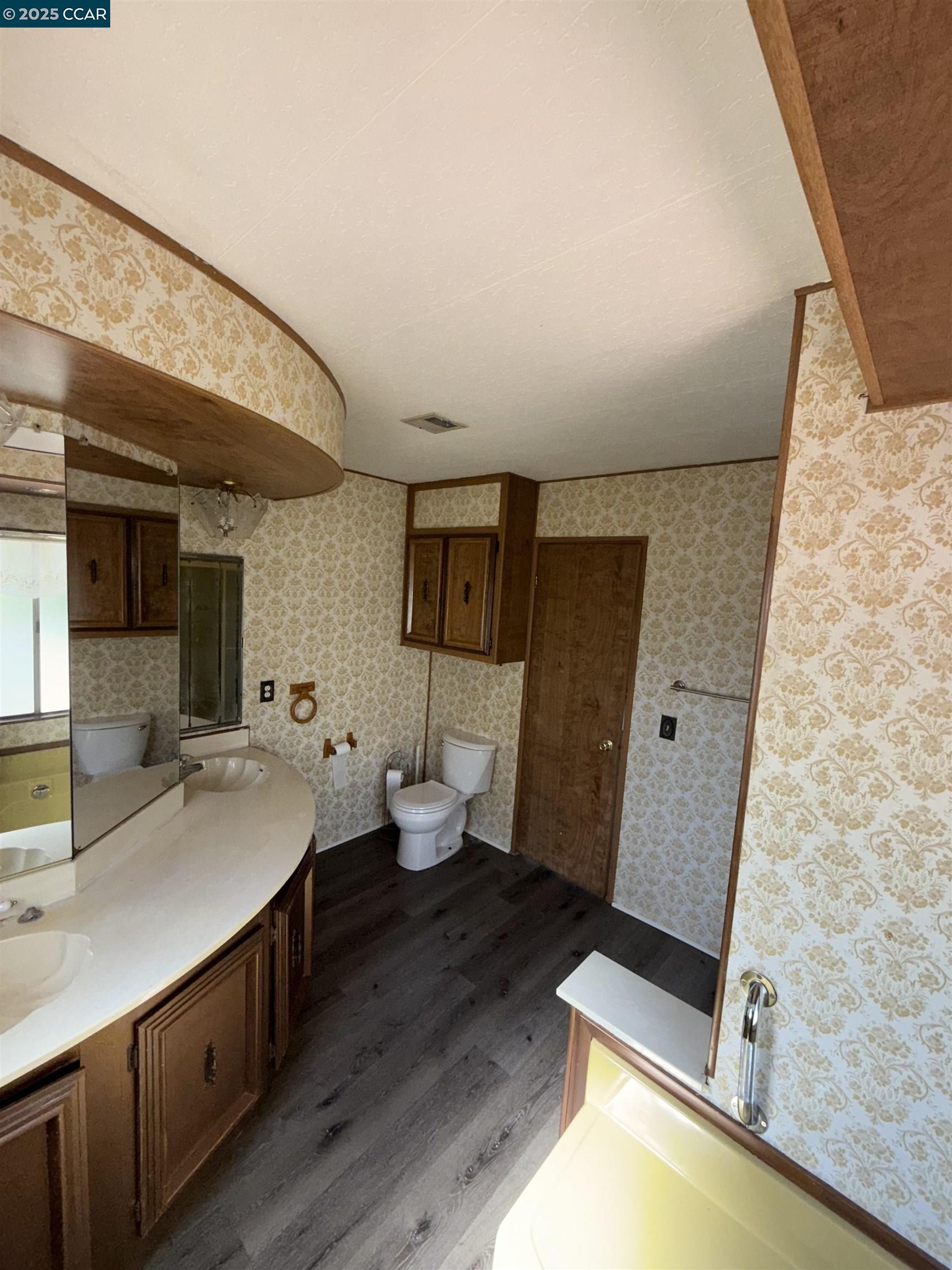 Detail Gallery Image 7 of 10 For 9 9 Palm Drive, Pittsburg,  CA 94565 - 2 Beds | 2 Baths