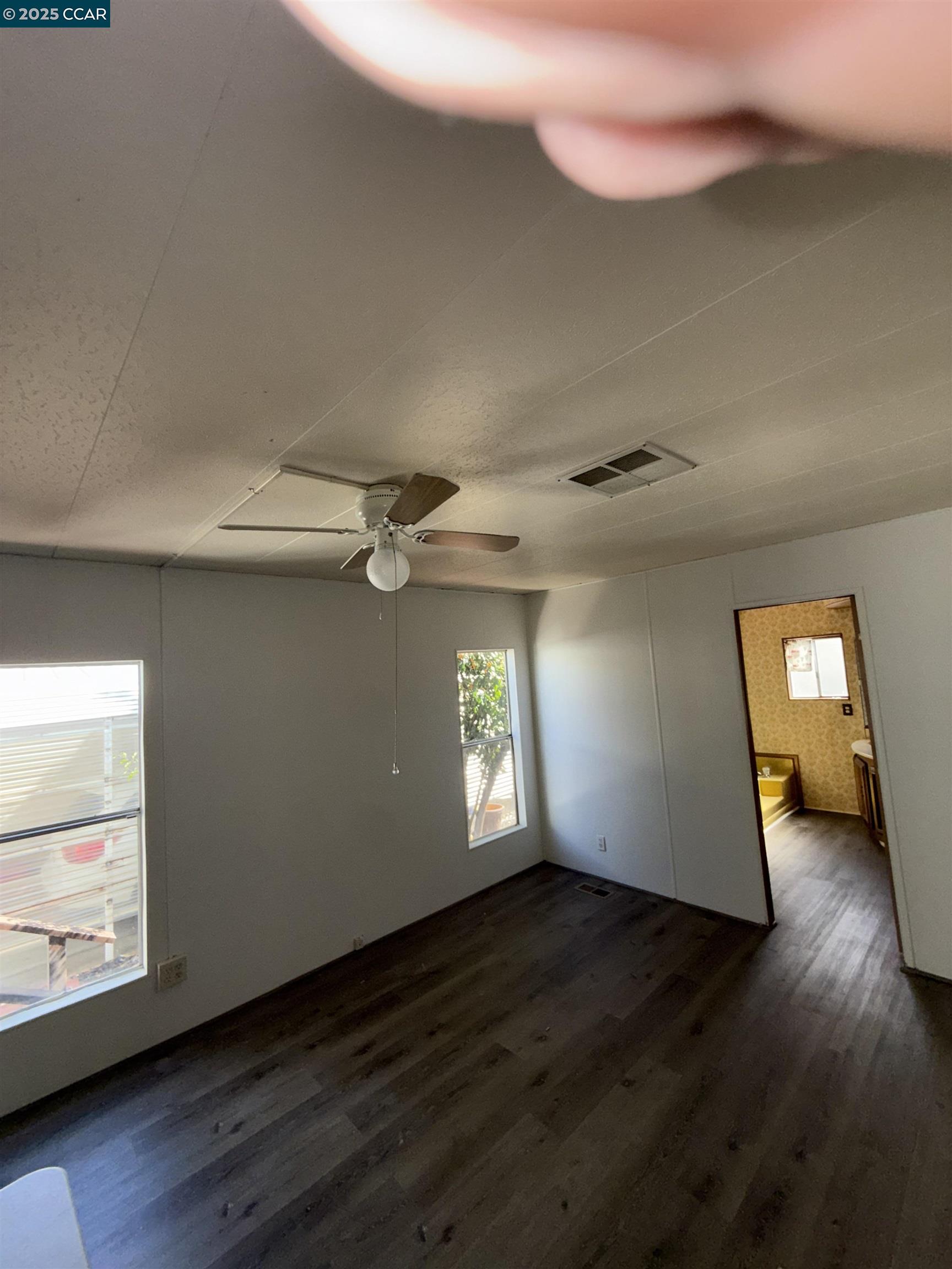 Detail Gallery Image 8 of 10 For 9 9 Palm Drive, Pittsburg,  CA 94565 - 2 Beds | 2 Baths