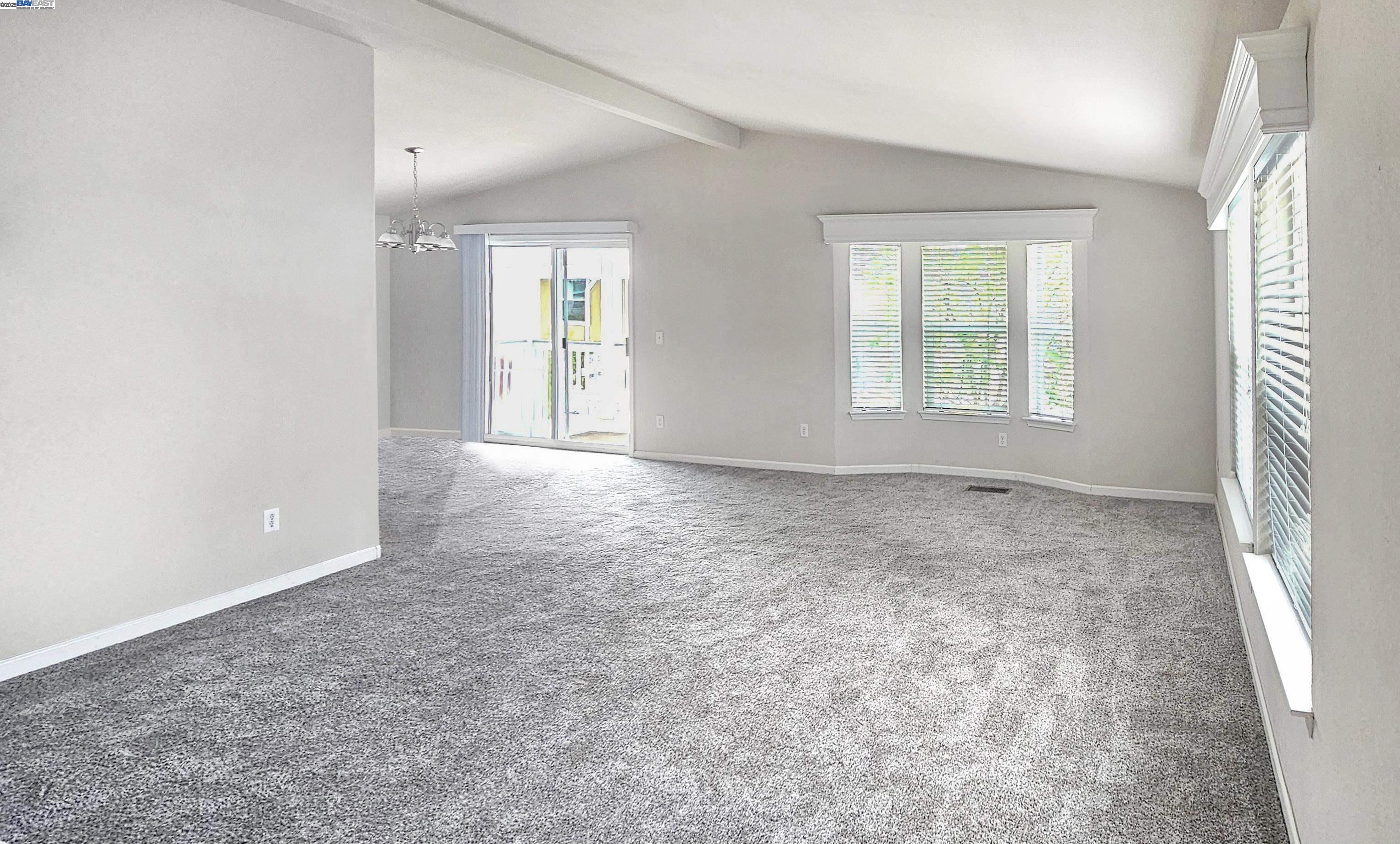 Detail Gallery Image 5 of 29 For 3263 Vineyard Ave #174,  Pleasanton,  CA 94566 - 3 Beds | 2 Baths