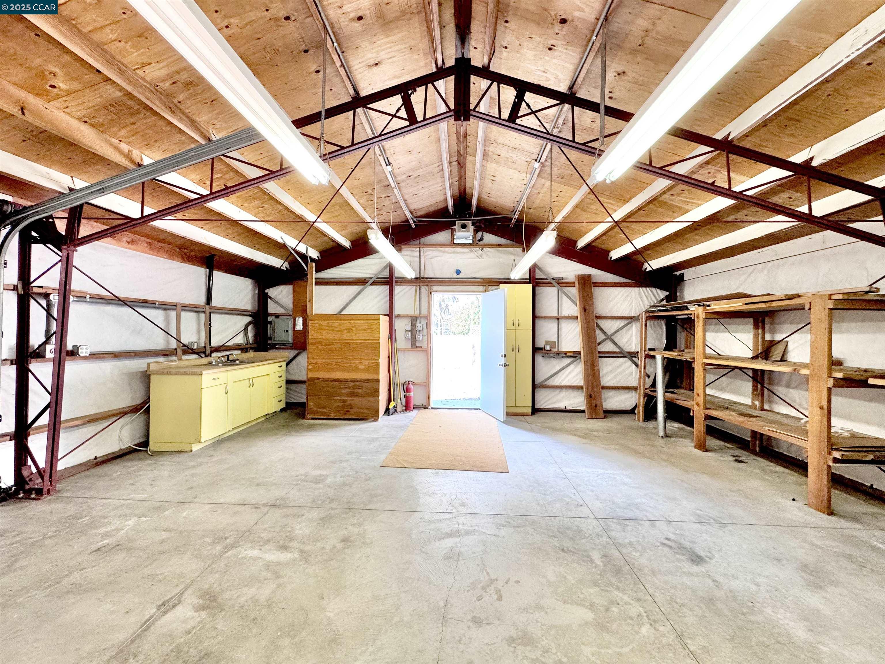 Detail Gallery Image 24 of 25 For 1834 Venice Dr, Concord,  CA 94519 - 3 Beds | 1 Baths