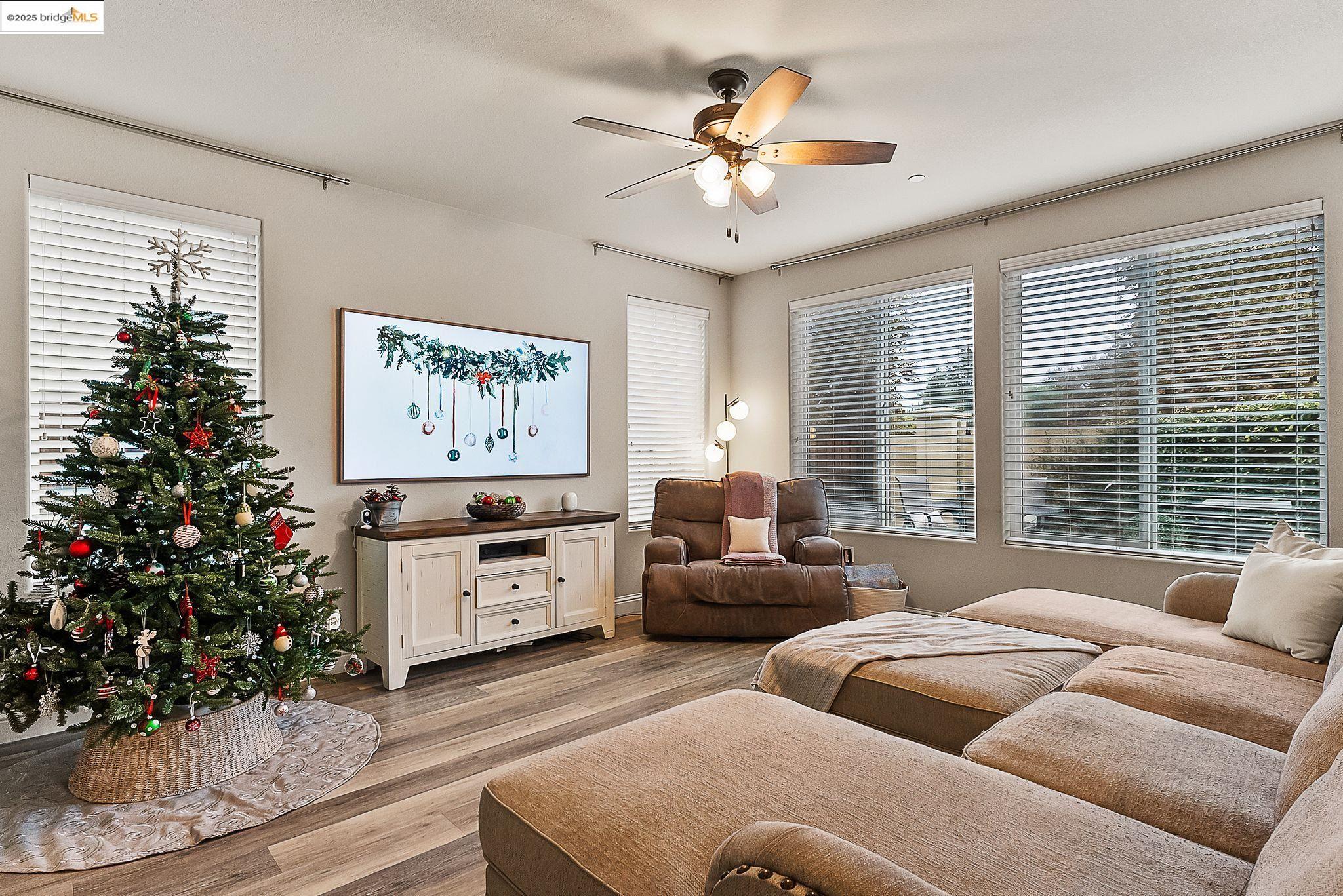 Detail Gallery Image 11 of 51 For 716 Cabada Dr, Brentwood,  CA 94513 - 4 Beds | 3/1 Baths