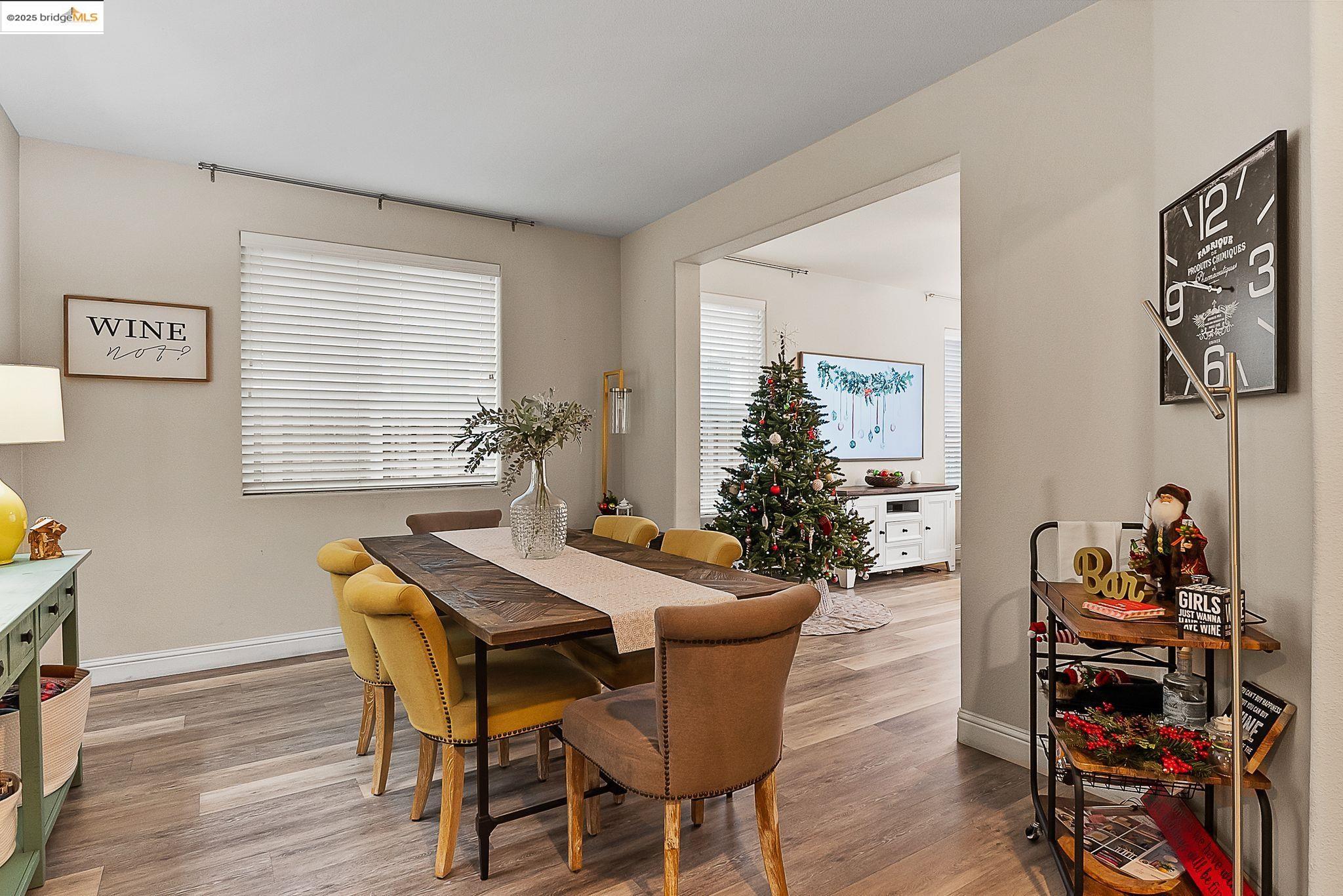 Detail Gallery Image 9 of 51 For 716 Cabada Dr, Brentwood,  CA 94513 - 4 Beds | 3/1 Baths