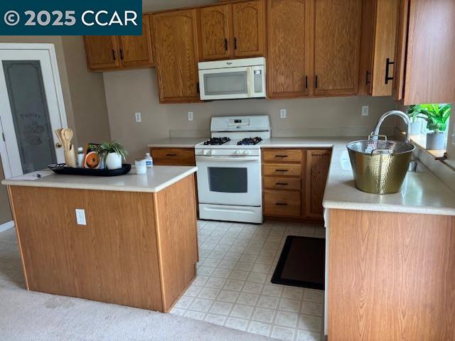 Detail Gallery Image 8 of 17 For 1384 Almador Ter, Atwater,  CA 95301 - 4 Beds | 2 Baths