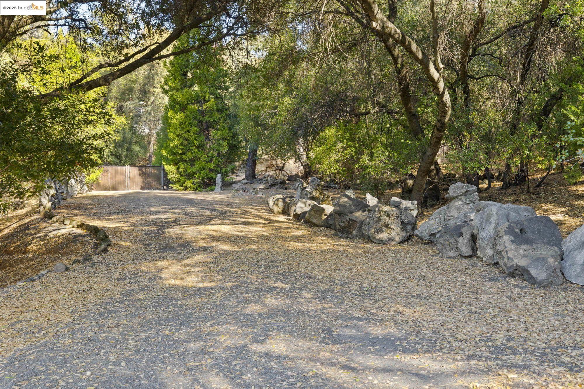 Detail Gallery Image 23 of 40 For Old Bald Mountain Rd., Sonora,  CA 95370 - 5 Beds | 4 Baths