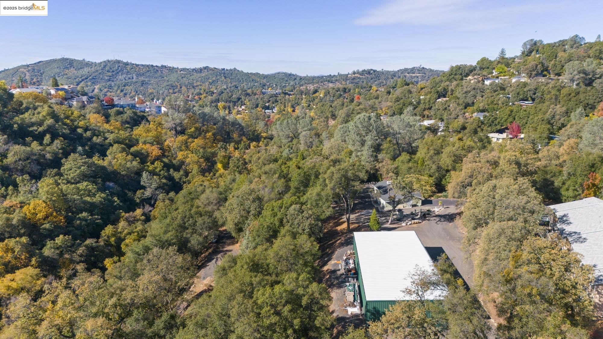 Detail Gallery Image 5 of 40 For Old Bald Mountain Rd., Sonora,  CA 95370 - 5 Beds | 4 Baths