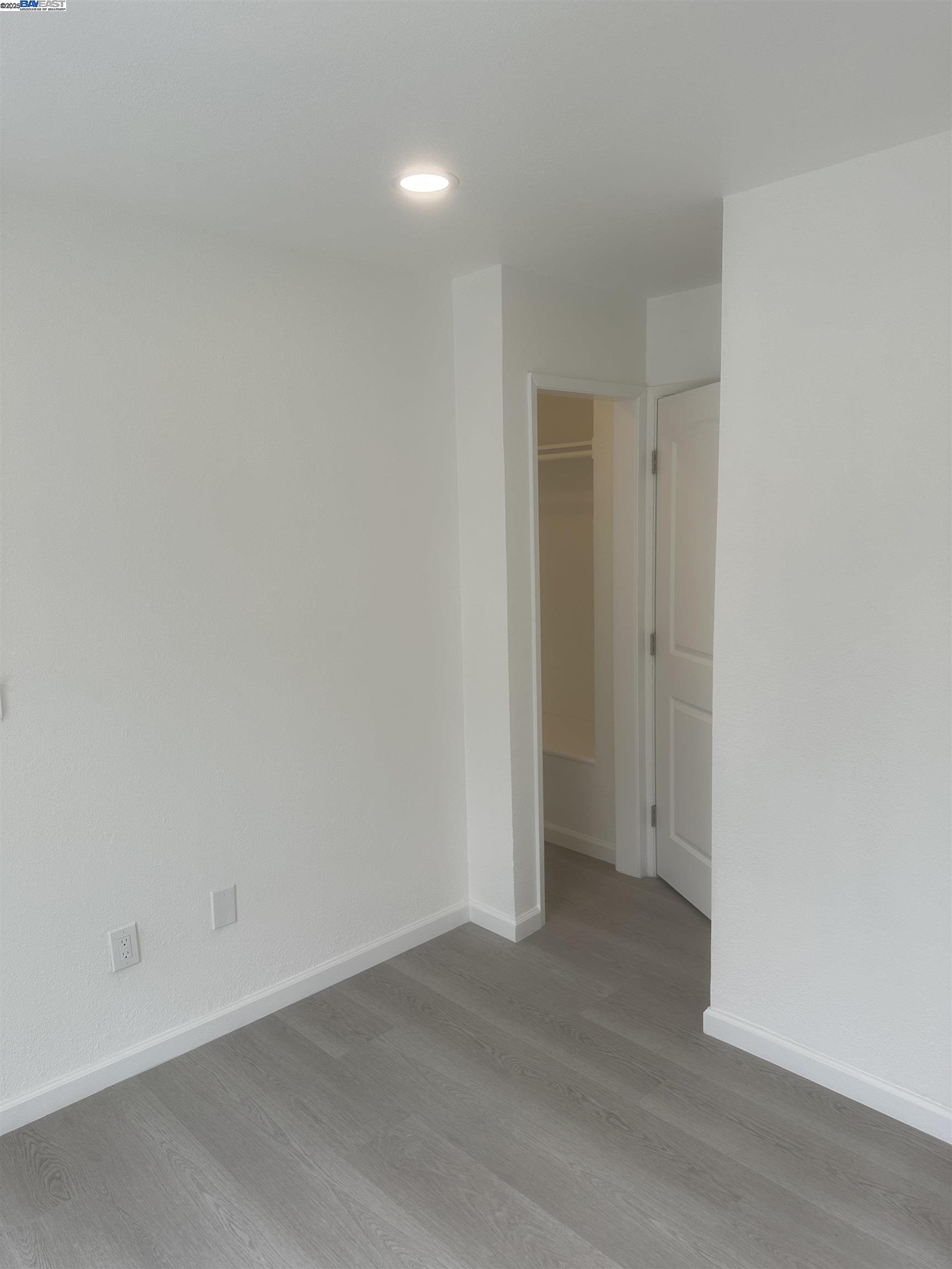 Detail Gallery Image 16 of 18 For , Oakland,  CA 94608-0000 - – Beds | – Baths