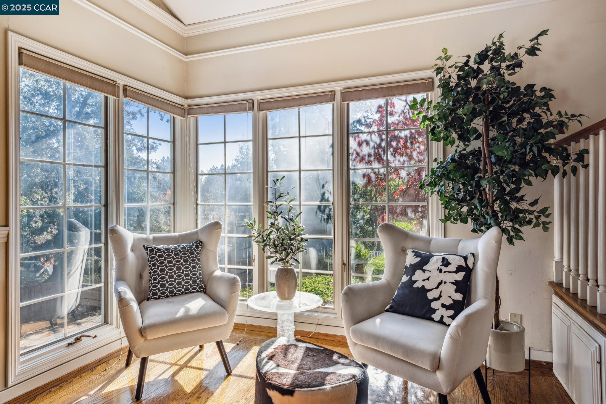 Detail Gallery Image 5 of 11 For 521 El Pintado Rd, Danville,  CA 94526 - 5 Beds | 4 Baths