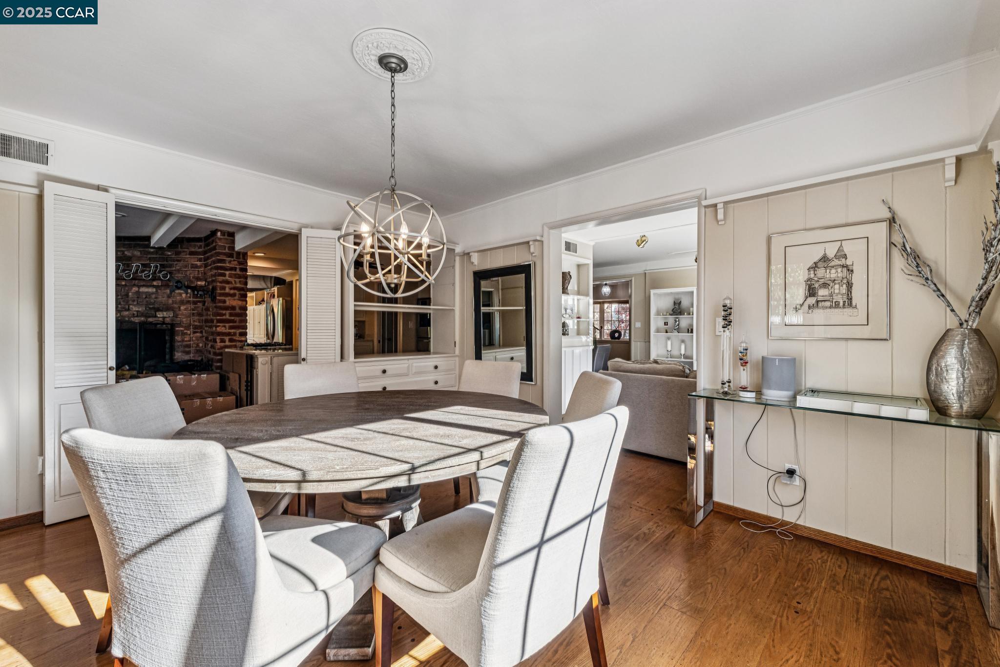 Detail Gallery Image 6 of 11 For 521 El Pintado Rd, Danville,  CA 94526 - 5 Beds | 4 Baths