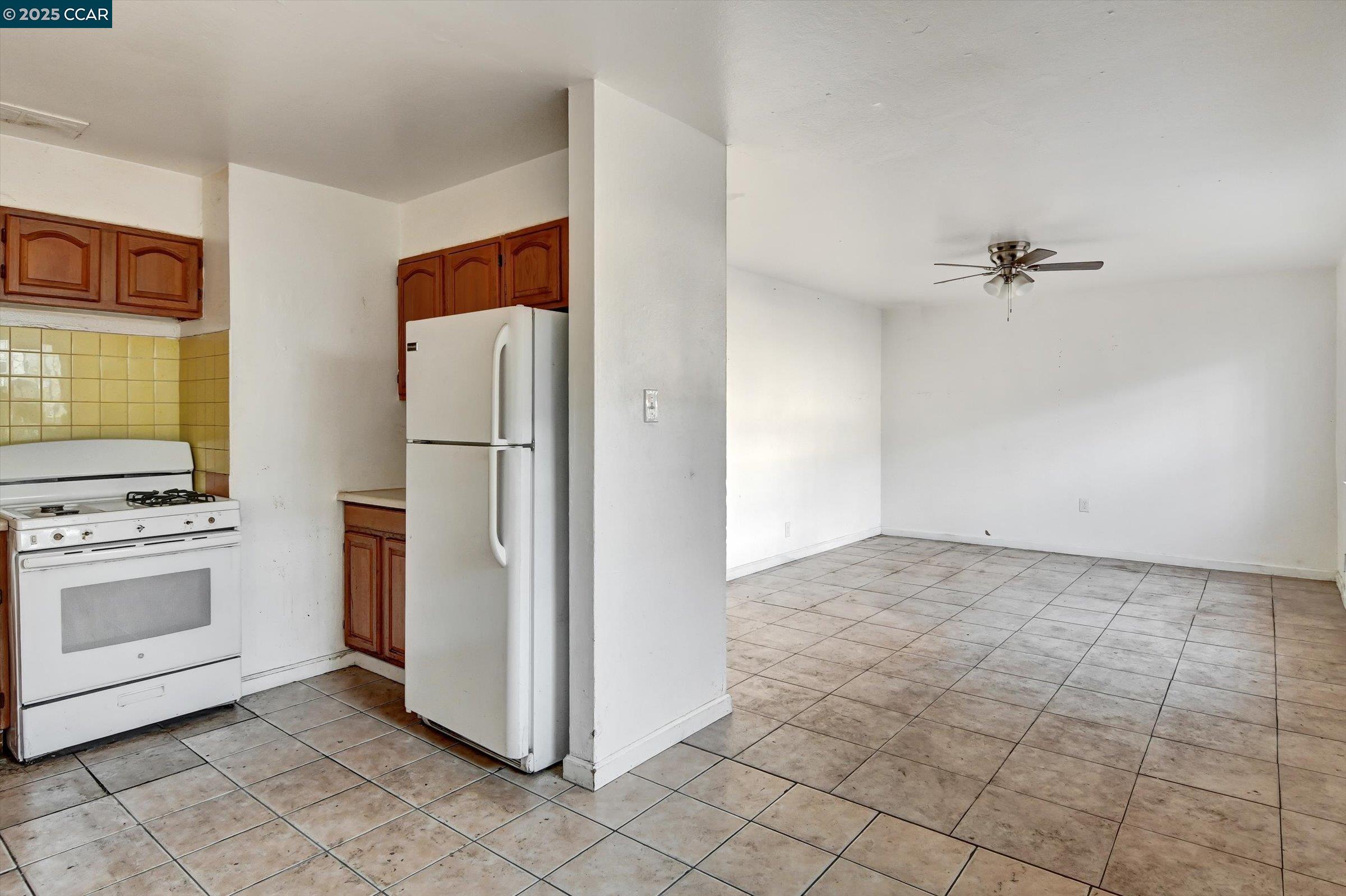 Detail Gallery Image 15 of 20 For 428 9th St, Richmond,  CA 94804 - – Beds | – Baths