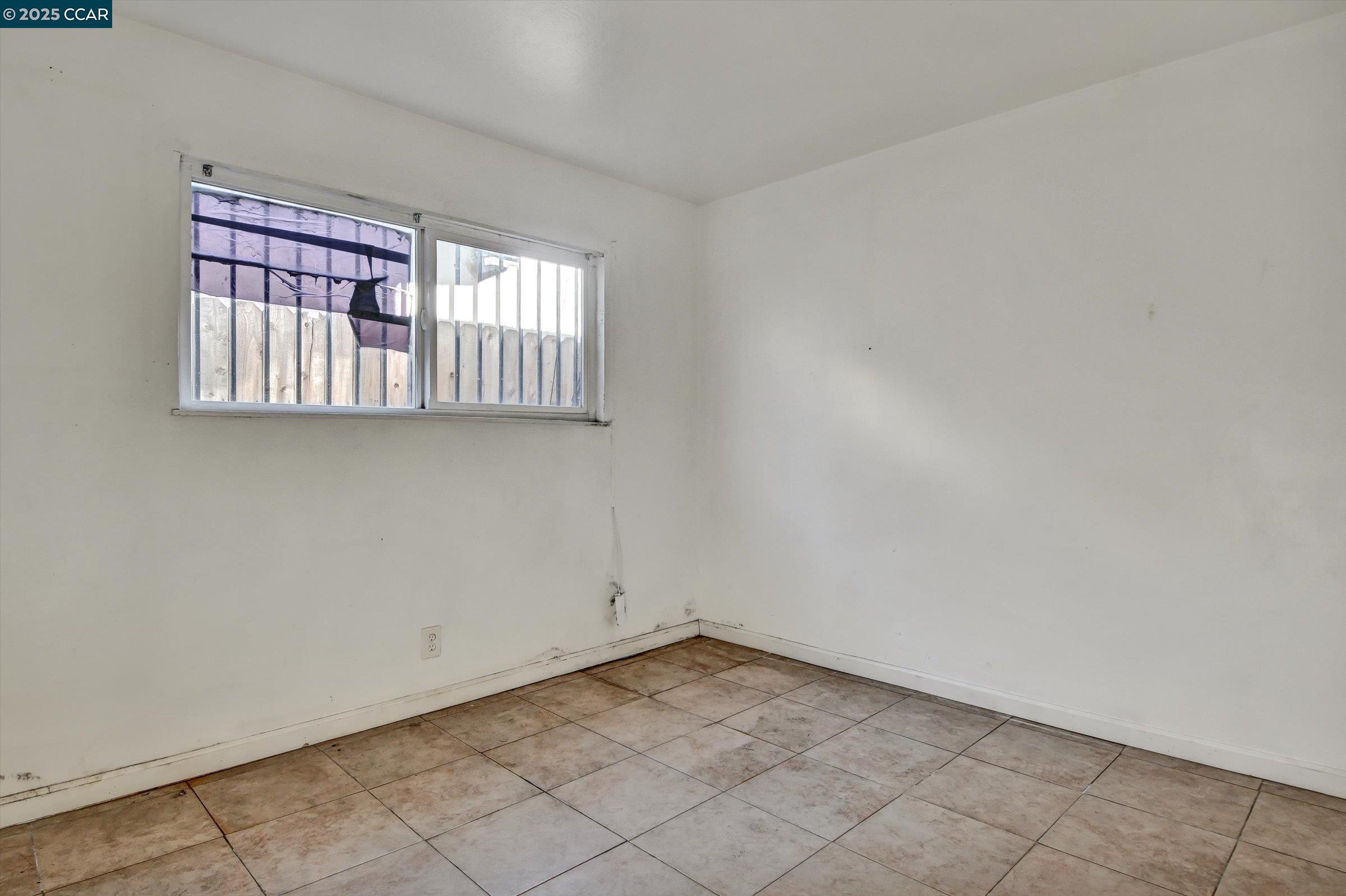 Detail Gallery Image 19 of 20 For 428 9th St, Richmond,  CA 94804 - – Beds | – Baths