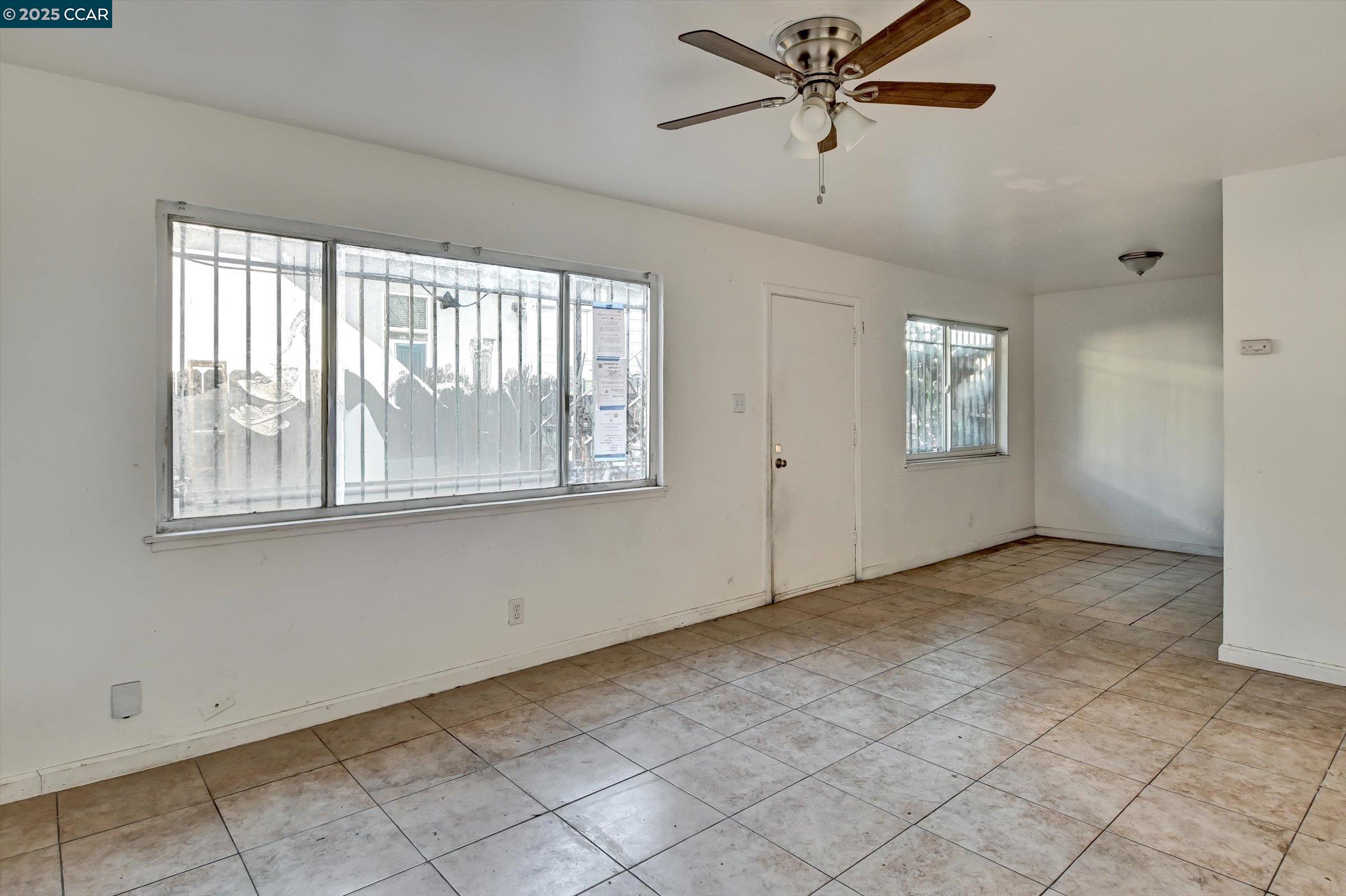 Detail Gallery Image 9 of 20 For 428 9th St, Richmond,  CA 94804 - – Beds | – Baths