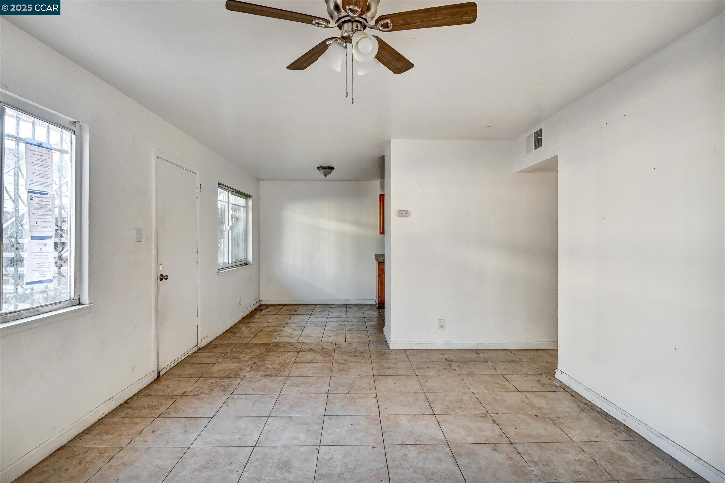 Detail Gallery Image 10 of 20 For 428 9th St, Richmond,  CA 94804 - – Beds | – Baths