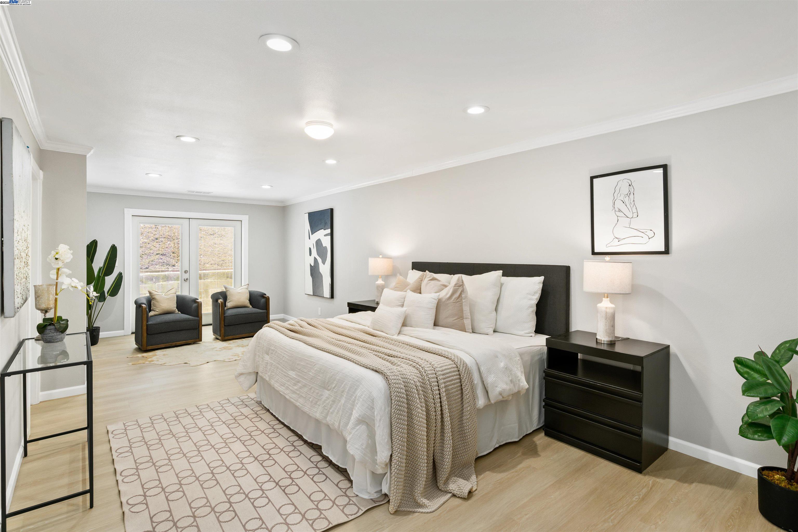 Detail Gallery Image 8 of 49 For 6330 Tri Lane, El Sobrante,  CA 94803 - 5 Beds | 3 Baths