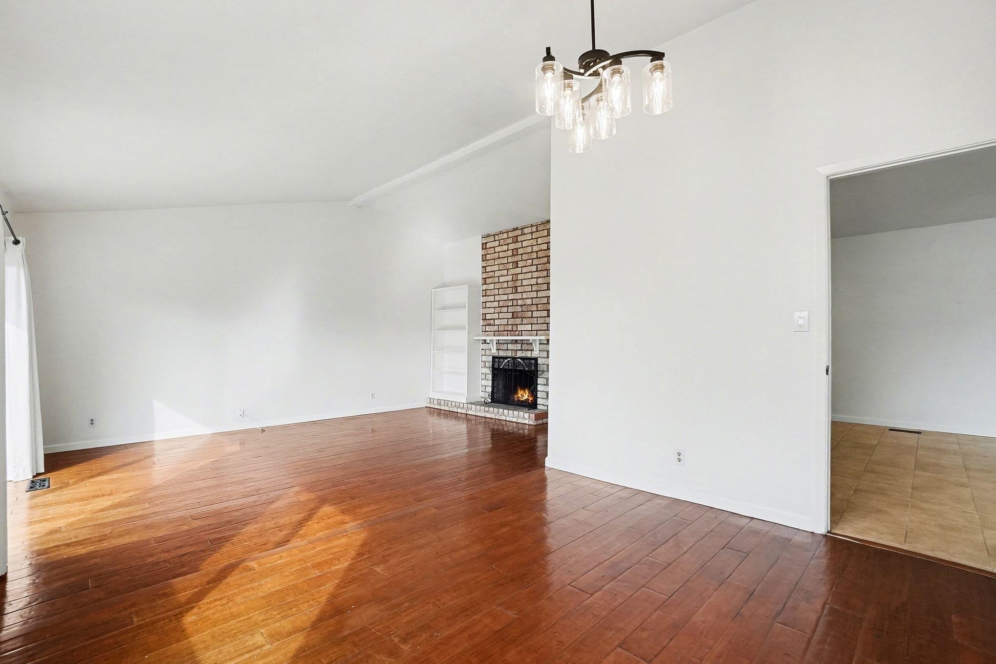 Detail Gallery Image 9 of 25 For 1833 Camino Estrada, Concord,  CA 94521 - 3 Beds | 2 Baths