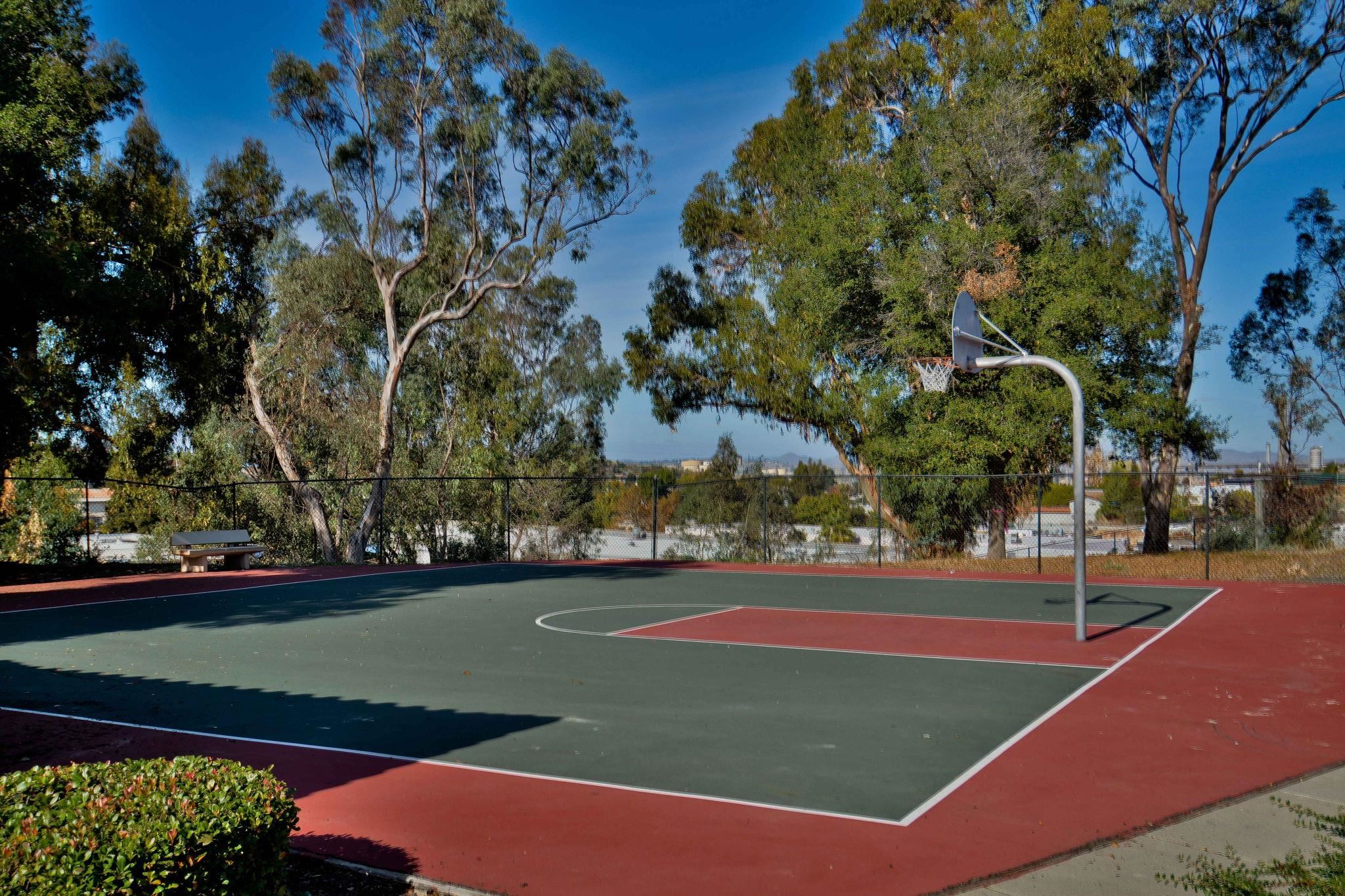 Detail Gallery Image 30 of 34 For 415 Orchard View Ave, Martinez,  CA 94553 - 3 Beds | 2/1 Baths