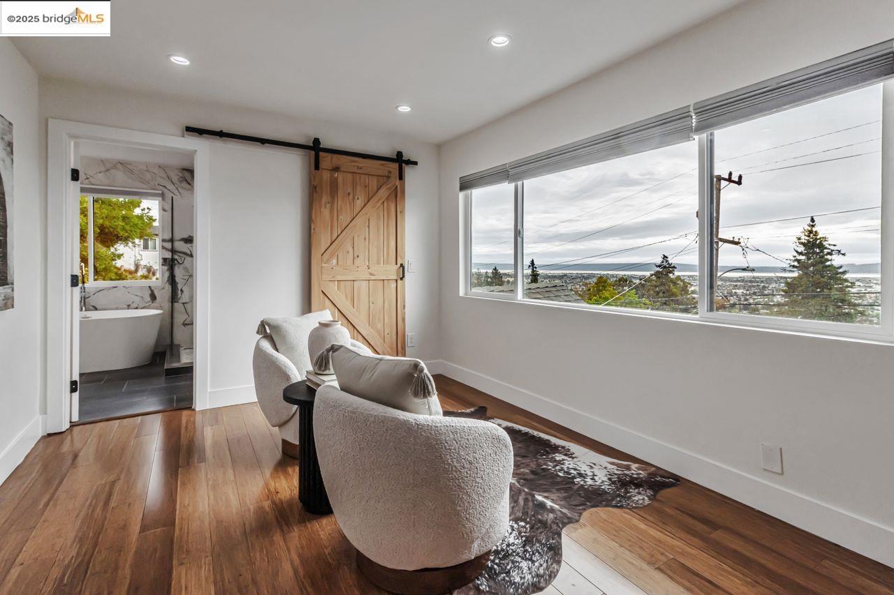 Detail Gallery Image 38 of 60 For 7900 Michigan Ave, Oakland,  CA 94605 - 5 Beds | 4 Baths