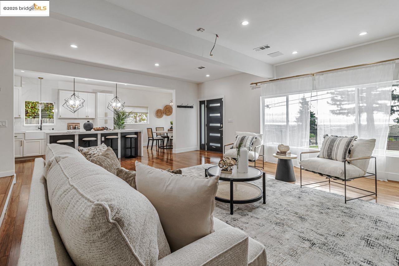 Detail Gallery Image 56 of 60 For 7900 Michigan Ave, Oakland,  CA 94605 - 5 Beds | 4 Baths