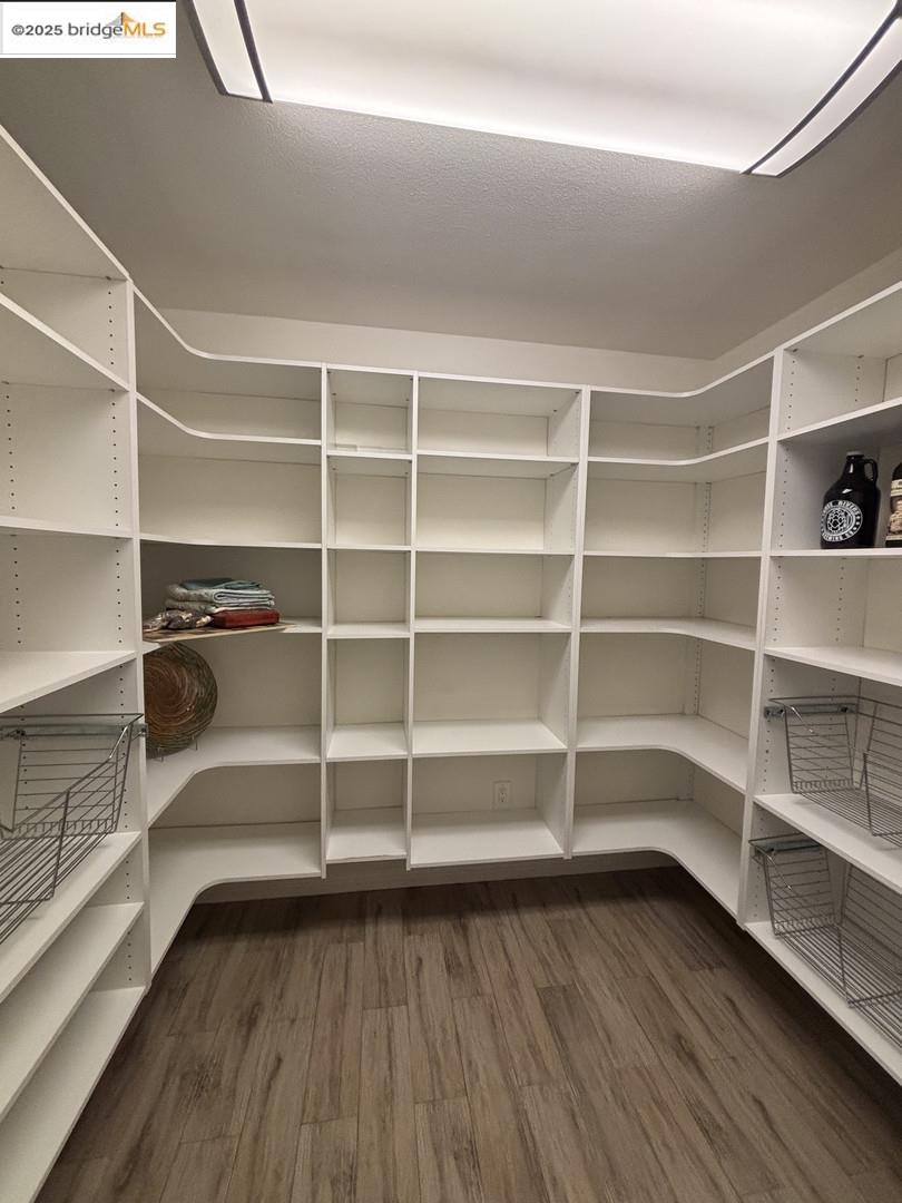 Detail Gallery Image 9 of 24 For 1740 S Teddy St, Visalia,  CA 93277 - 3 Beds | 2 Baths