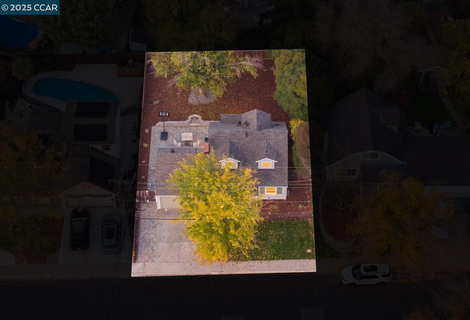 Detail Gallery Image 3 of 56 For 4121 Kensington Dr, Concord,  CA 94521 - 4 Beds | 2 Baths