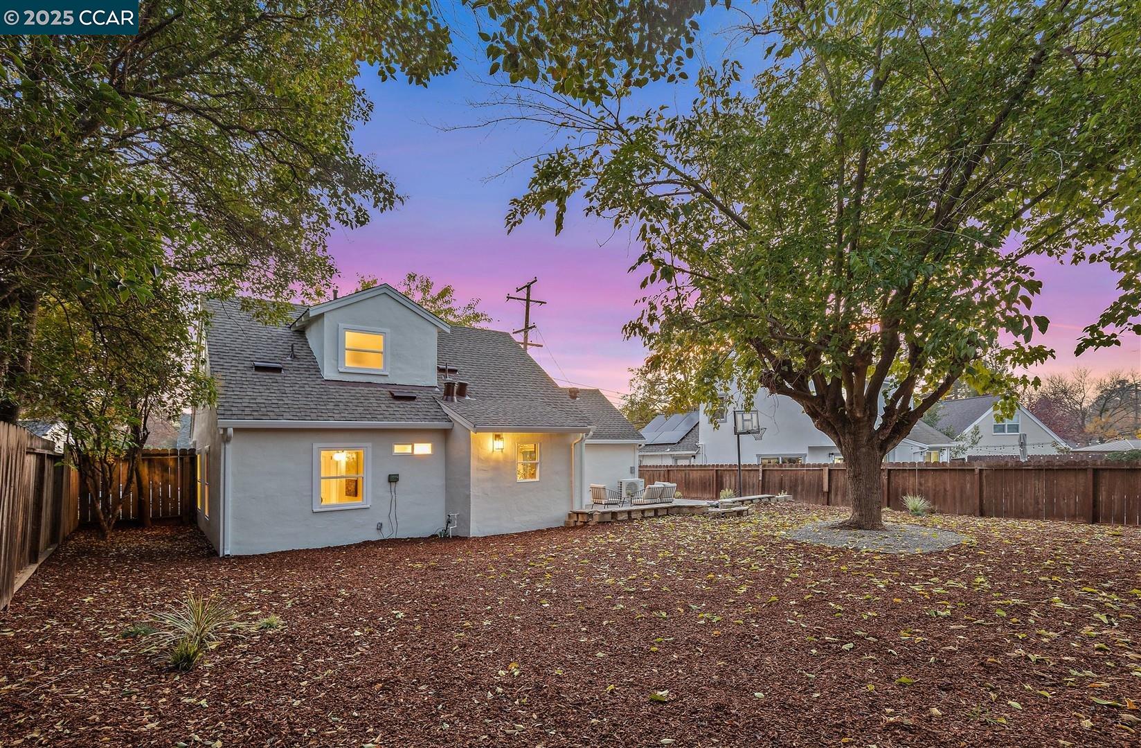 Detail Gallery Image 34 of 56 For 4121 Kensington Dr, Concord,  CA 94521 - 4 Beds | 2 Baths