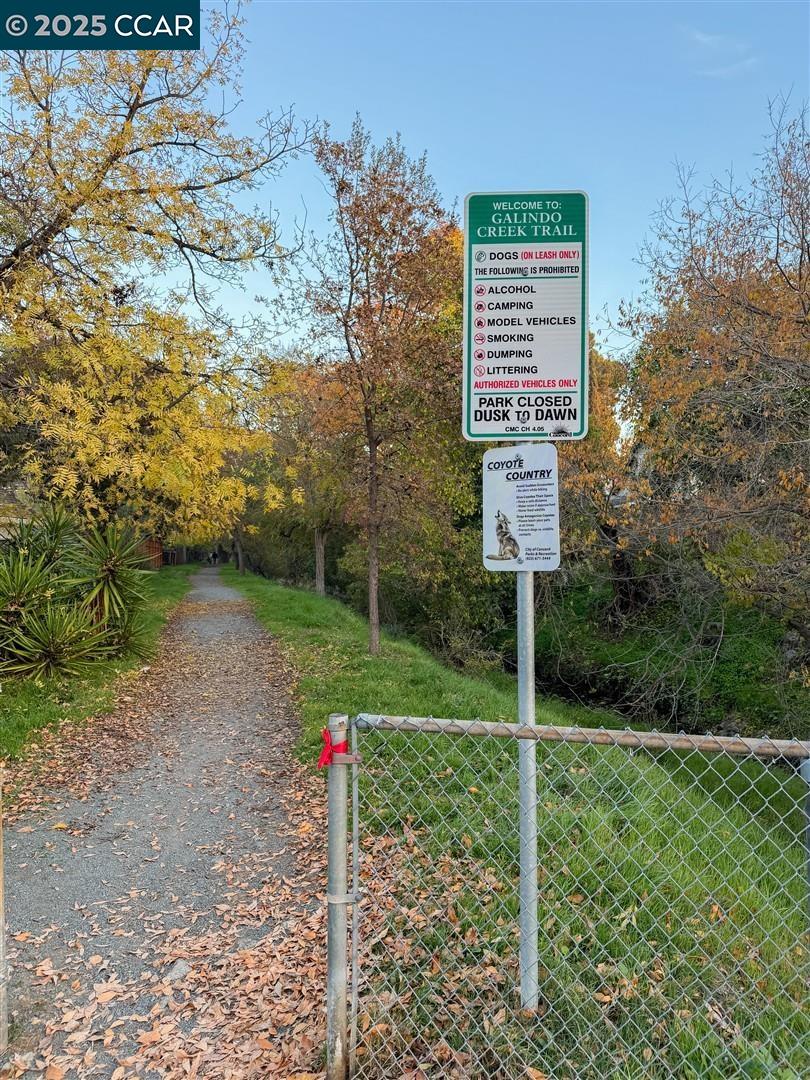 Detail Gallery Image 43 of 56 For 4121 Kensington Dr, Concord,  CA 94521 - 4 Beds | 2 Baths