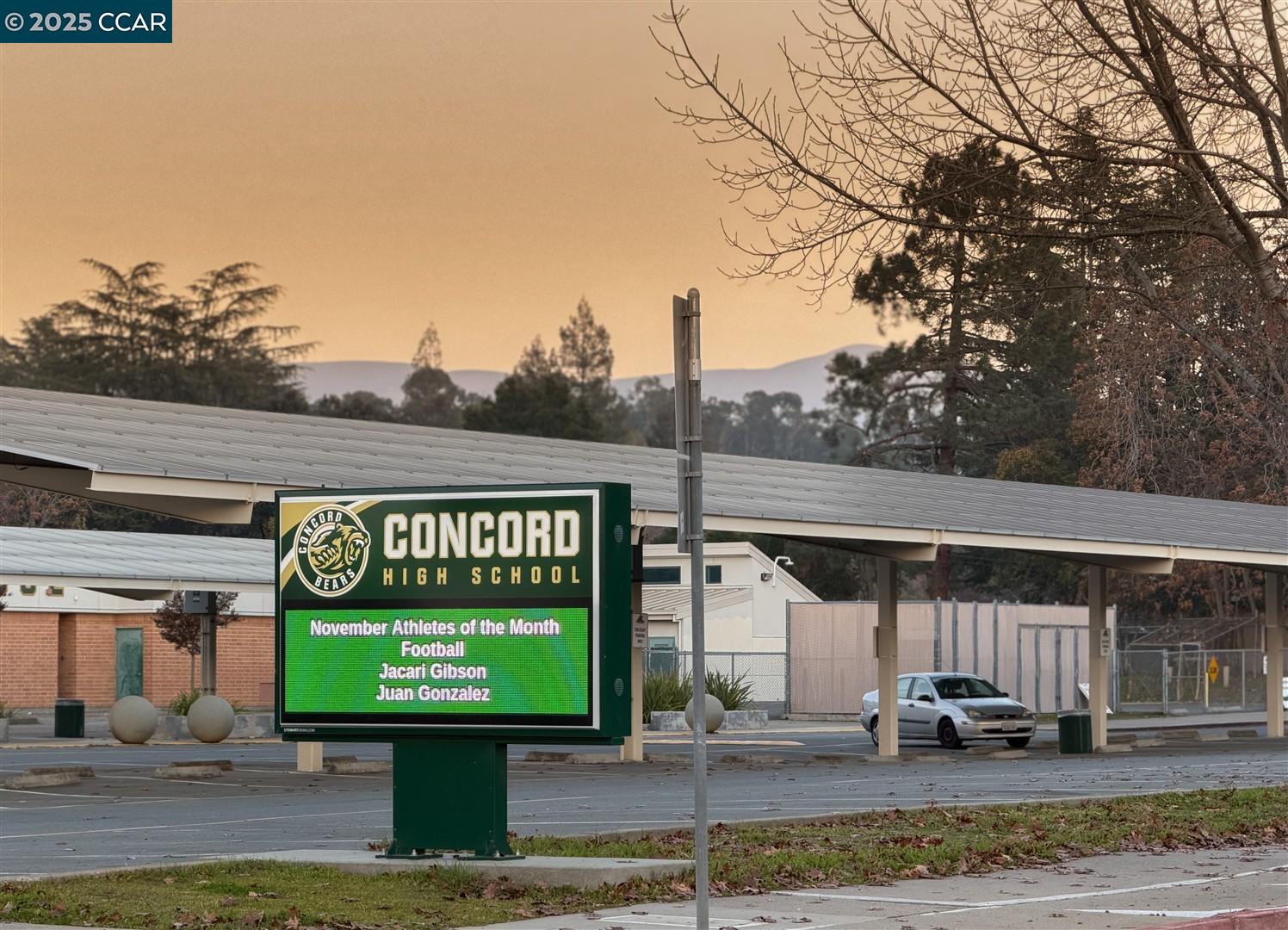 Detail Gallery Image 47 of 56 For 4121 Kensington Dr, Concord,  CA 94521 - 4 Beds | 2 Baths