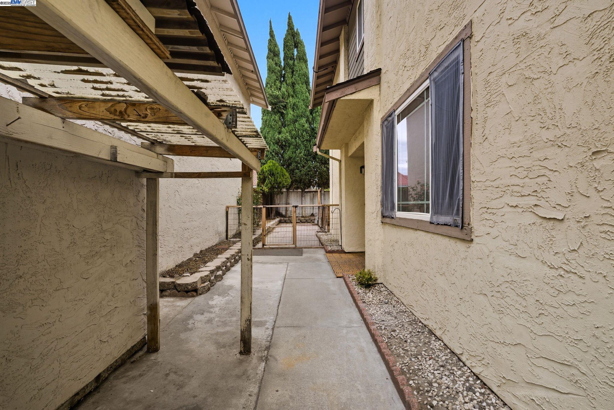 Detail Gallery Image 29 of 50 For 1860 Home Gate Dr, San Jose,  CA 95148 - 3 Beds | 2/1 Baths