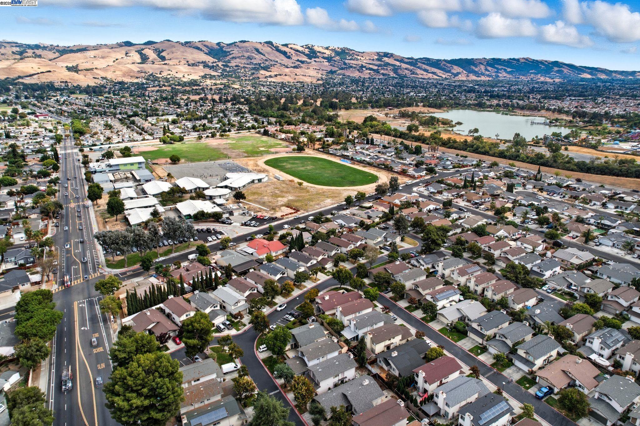 Detail Gallery Image 36 of 50 For 1860 Home Gate Dr, San Jose,  CA 95148 - 3 Beds | 2/1 Baths
