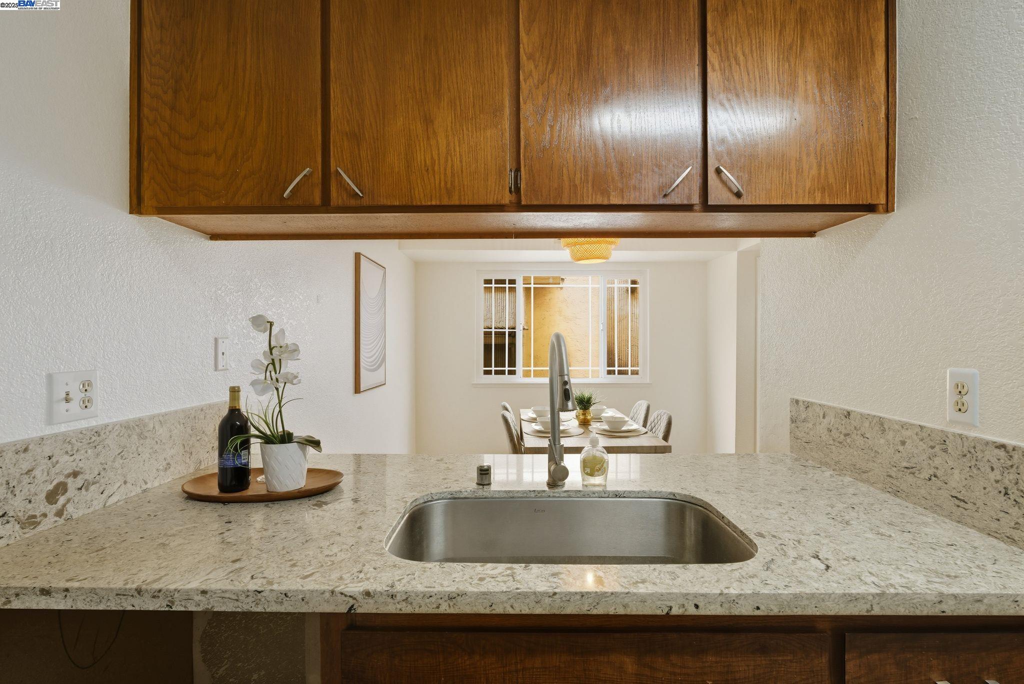 Detail Gallery Image 7 of 50 For 1860 Home Gate Dr, San Jose,  CA 95148 - 3 Beds | 2/1 Baths