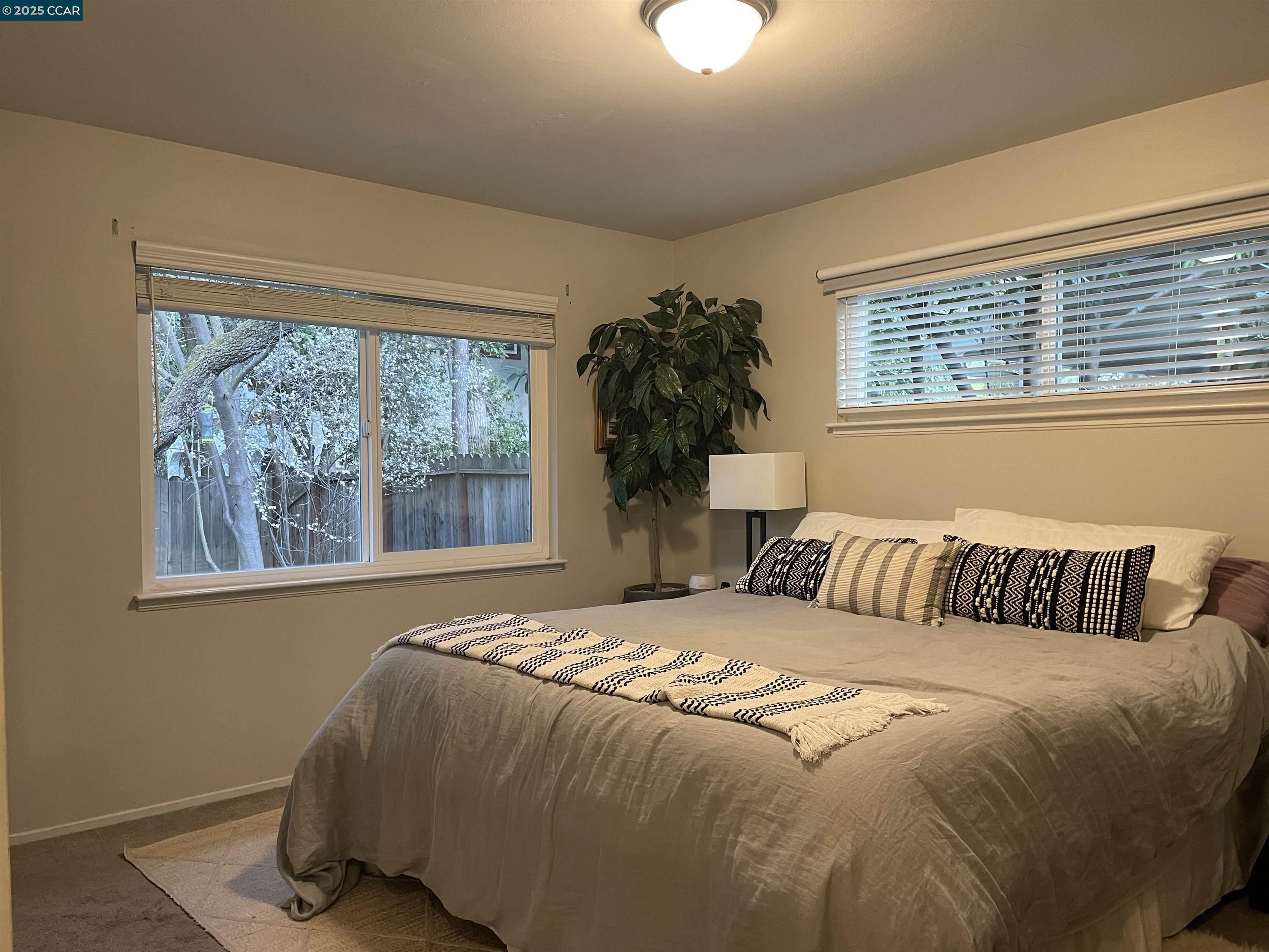 Detail Gallery Image 12 of 14 For 926 Moon Ct, Lafayette,  CA 94549 - 3 Beds | 2 Baths