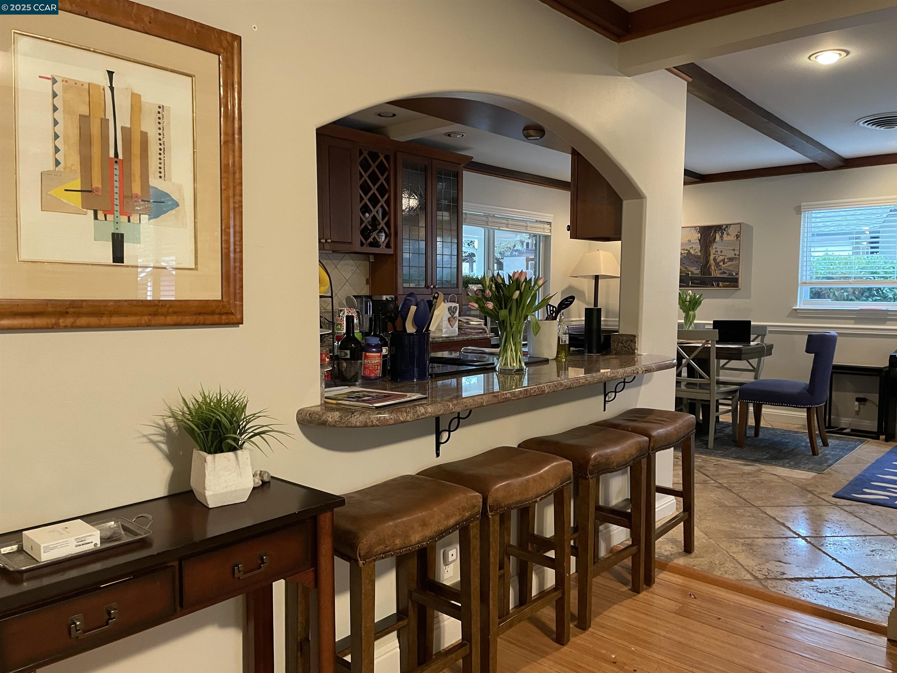 Detail Gallery Image 10 of 14 For 926 Moon Ct, Lafayette,  CA 94549 - 3 Beds | 2 Baths