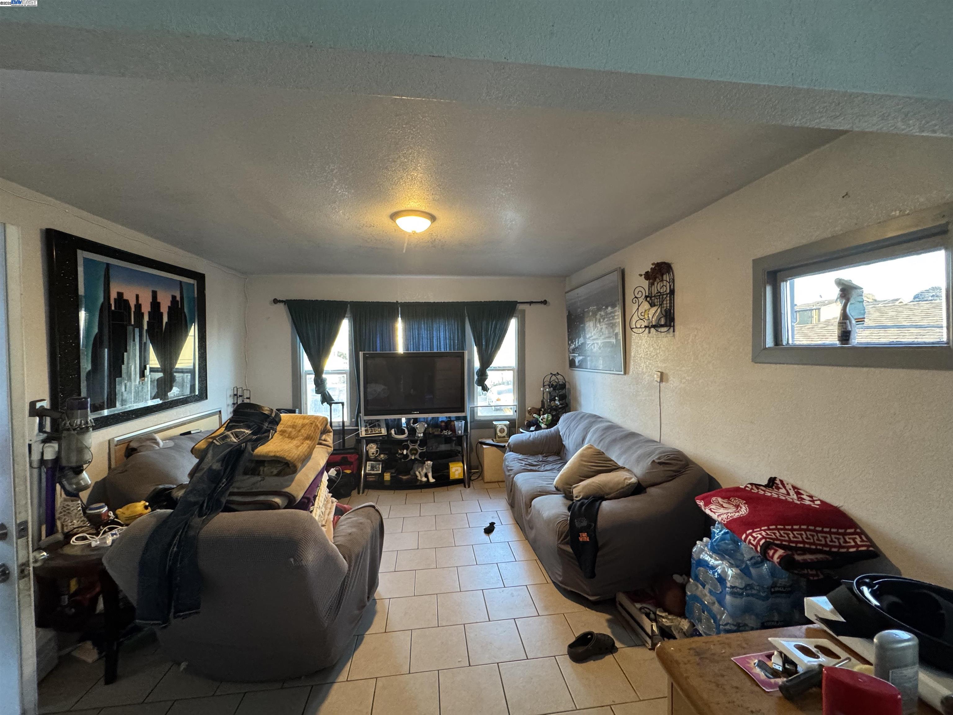 Detail Gallery Image 13 of 19 For 7341 Lockwood St, Oakland,  CA 94621 - – Beds | – Baths