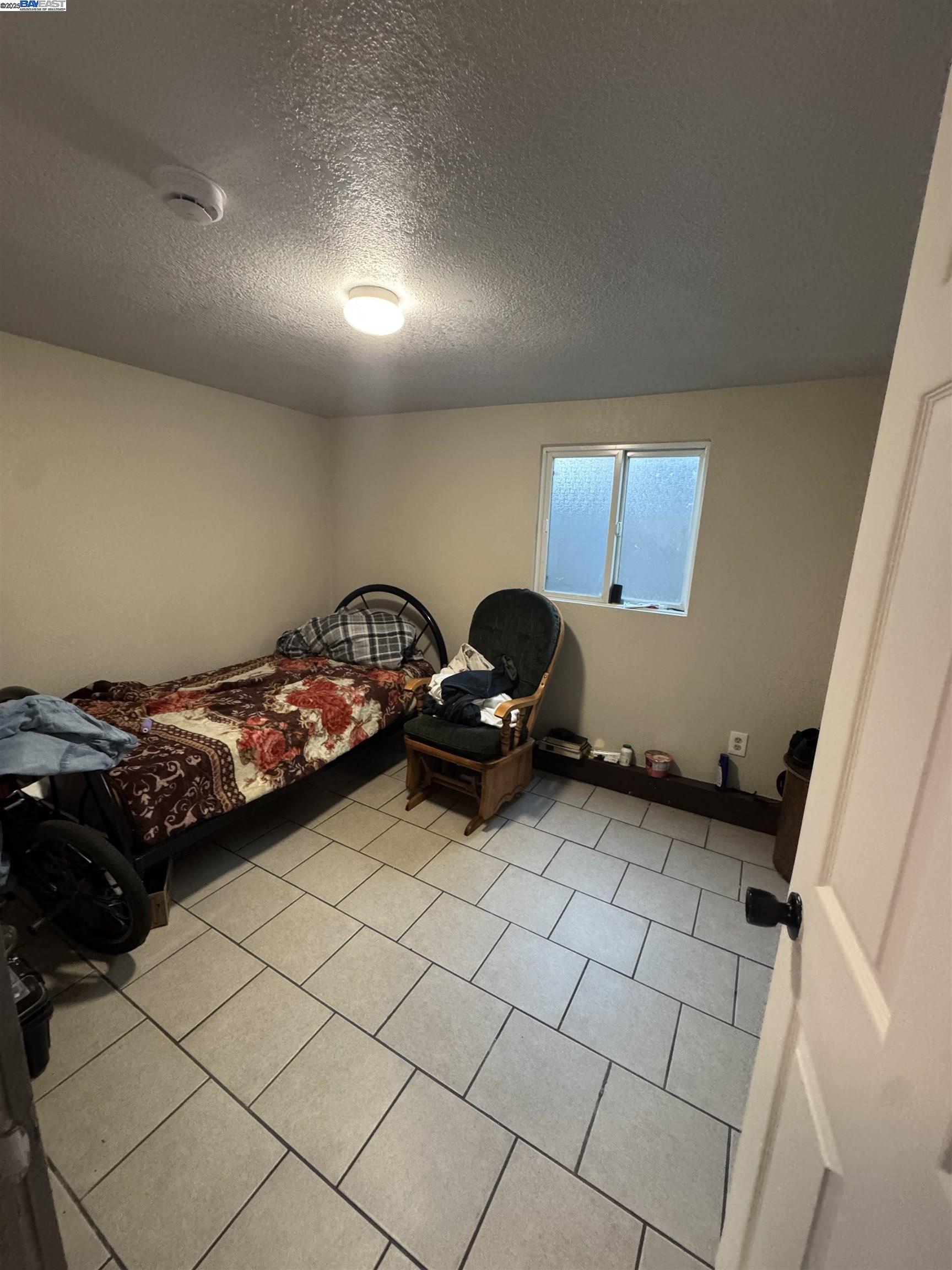 Detail Gallery Image 18 of 22 For 7341 Lockwood St, Oakland,  CA 94621 - 4 Beds | 2 Baths