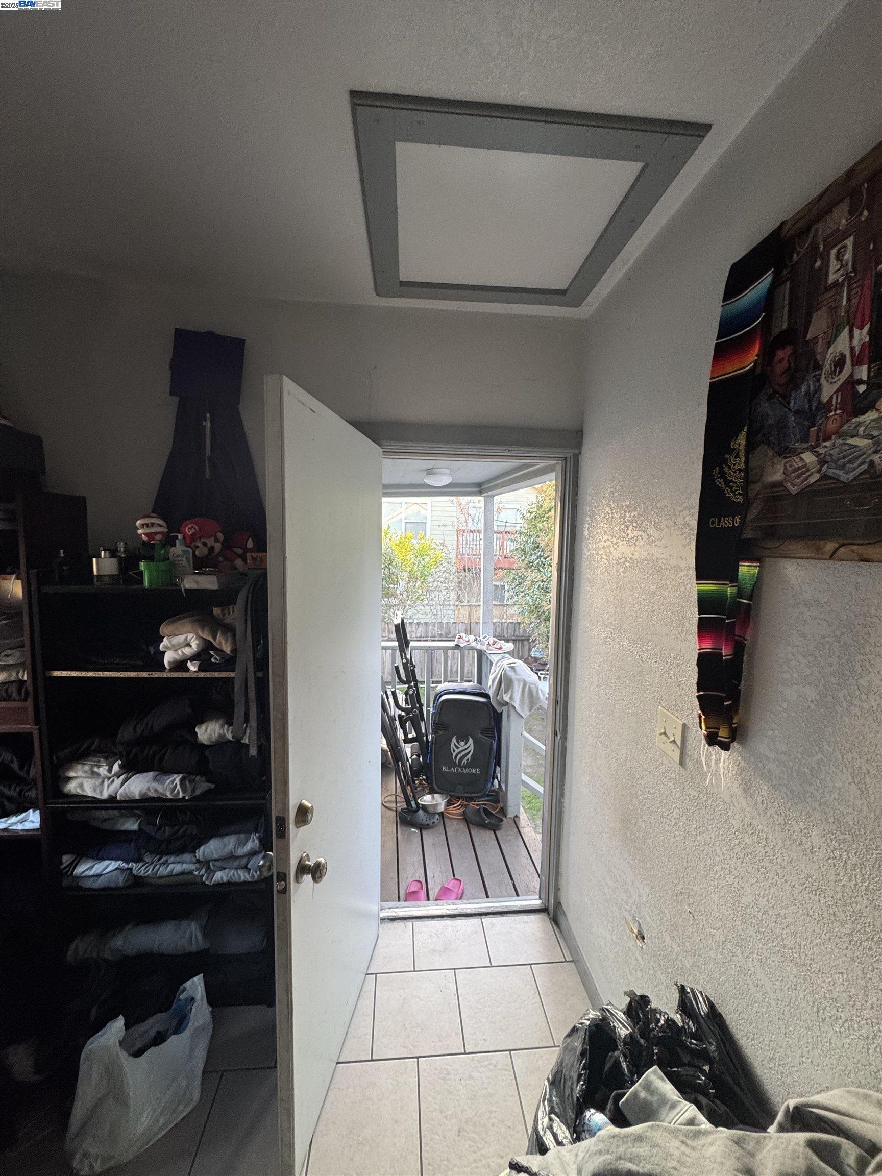 Detail Gallery Image 19 of 22 For 7341 Lockwood St, Oakland,  CA 94621 - 4 Beds | 2 Baths